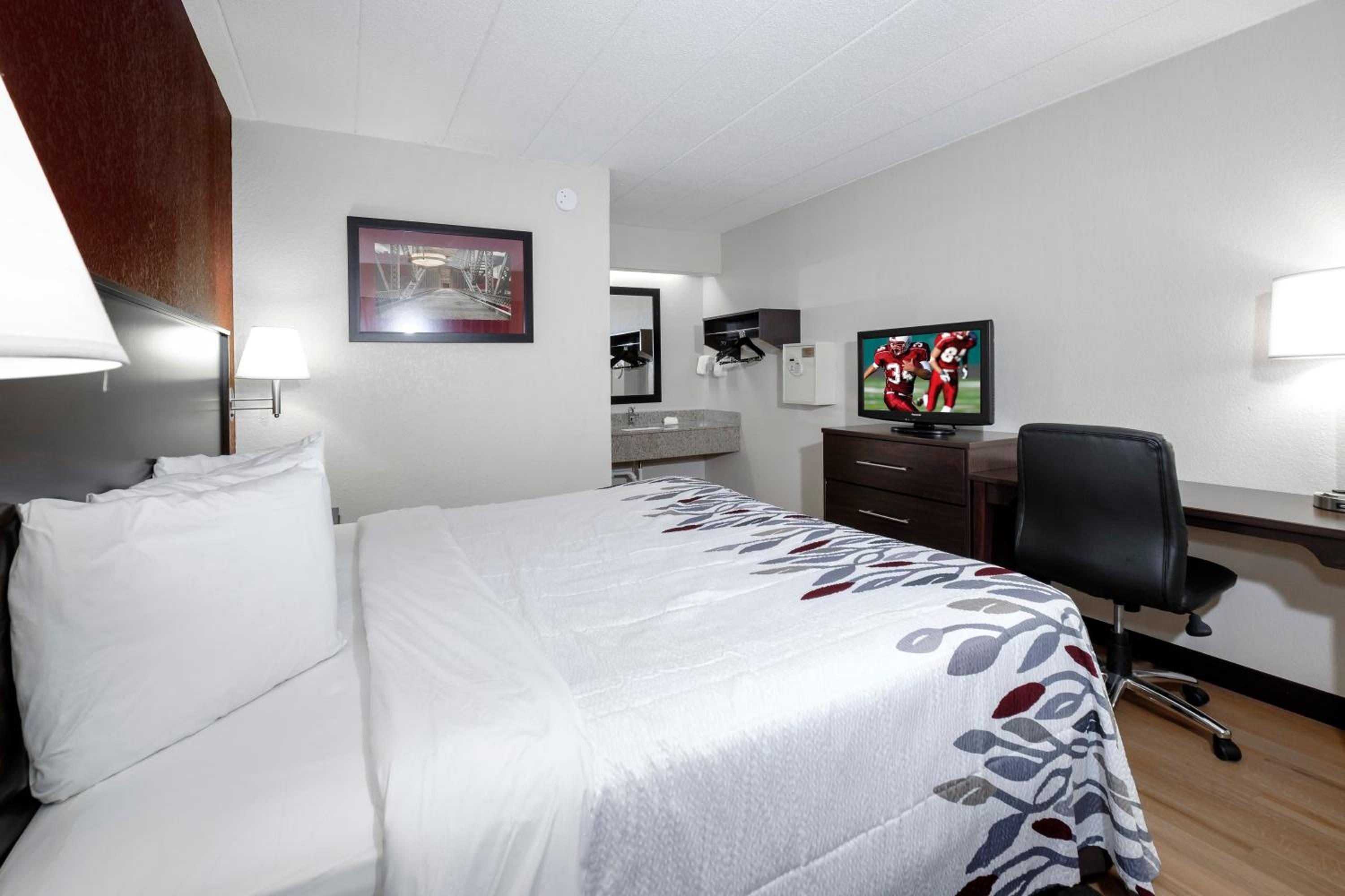 Deluxe King Room Smoke Free