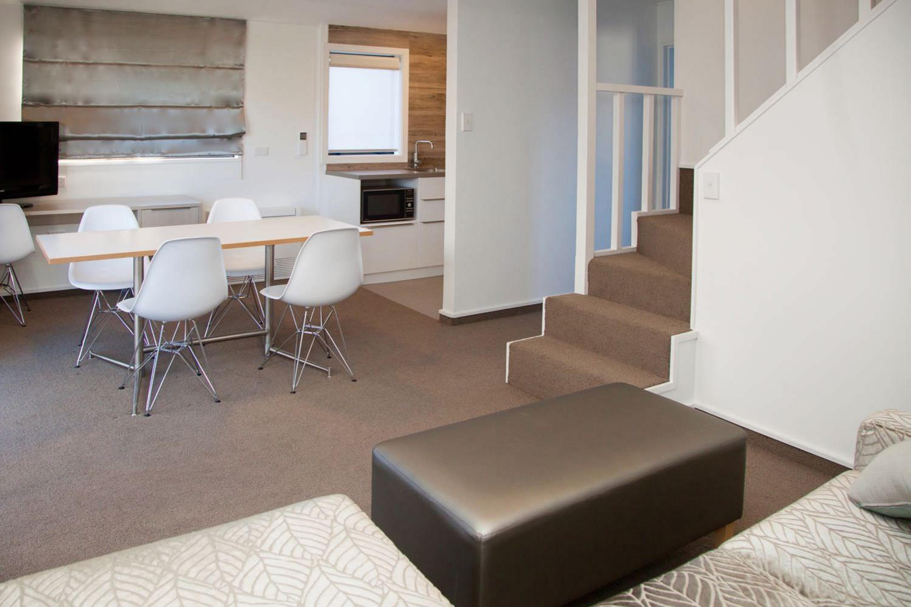 Two-Bedroom Apartment with King and Queen Bed