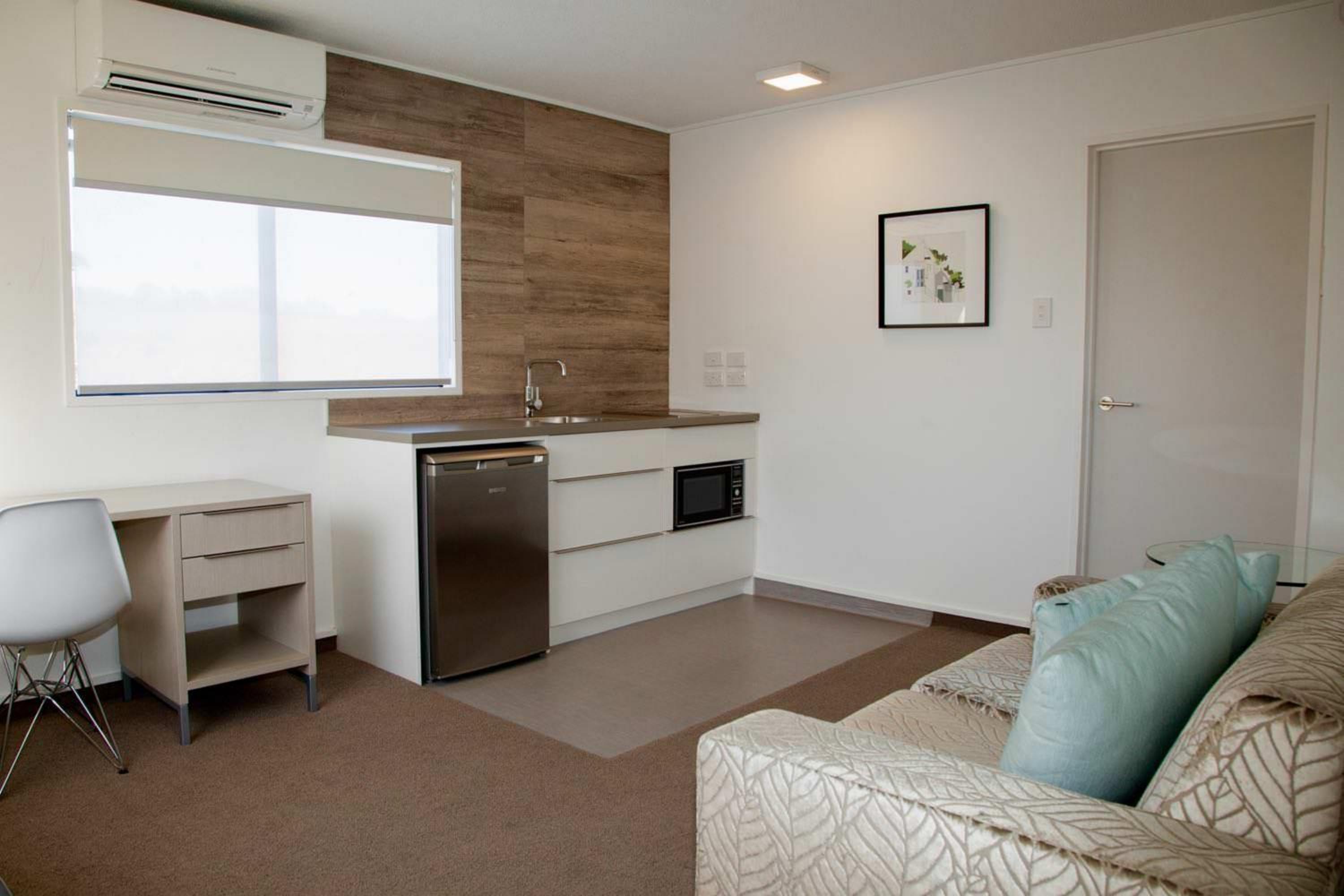 Two-Bedroom Apartment with King and Queen Bed