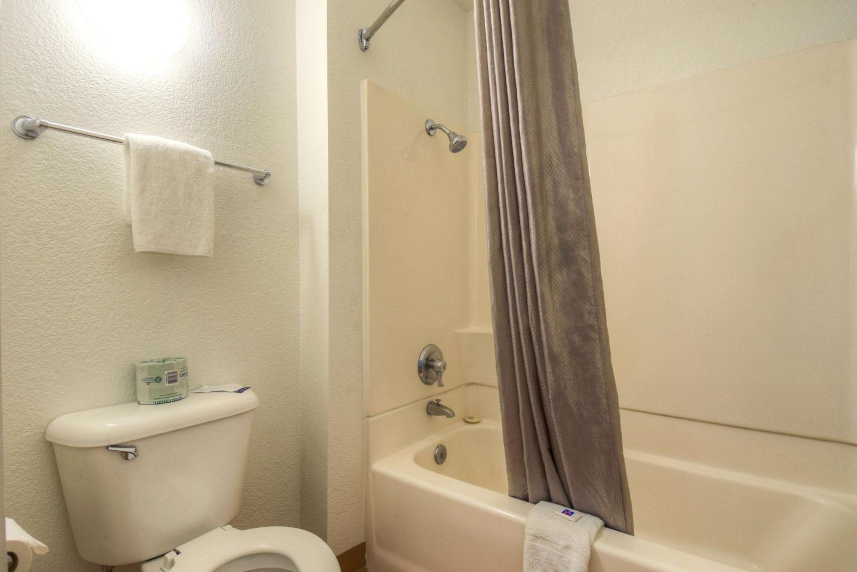 Classic Quadruple Room