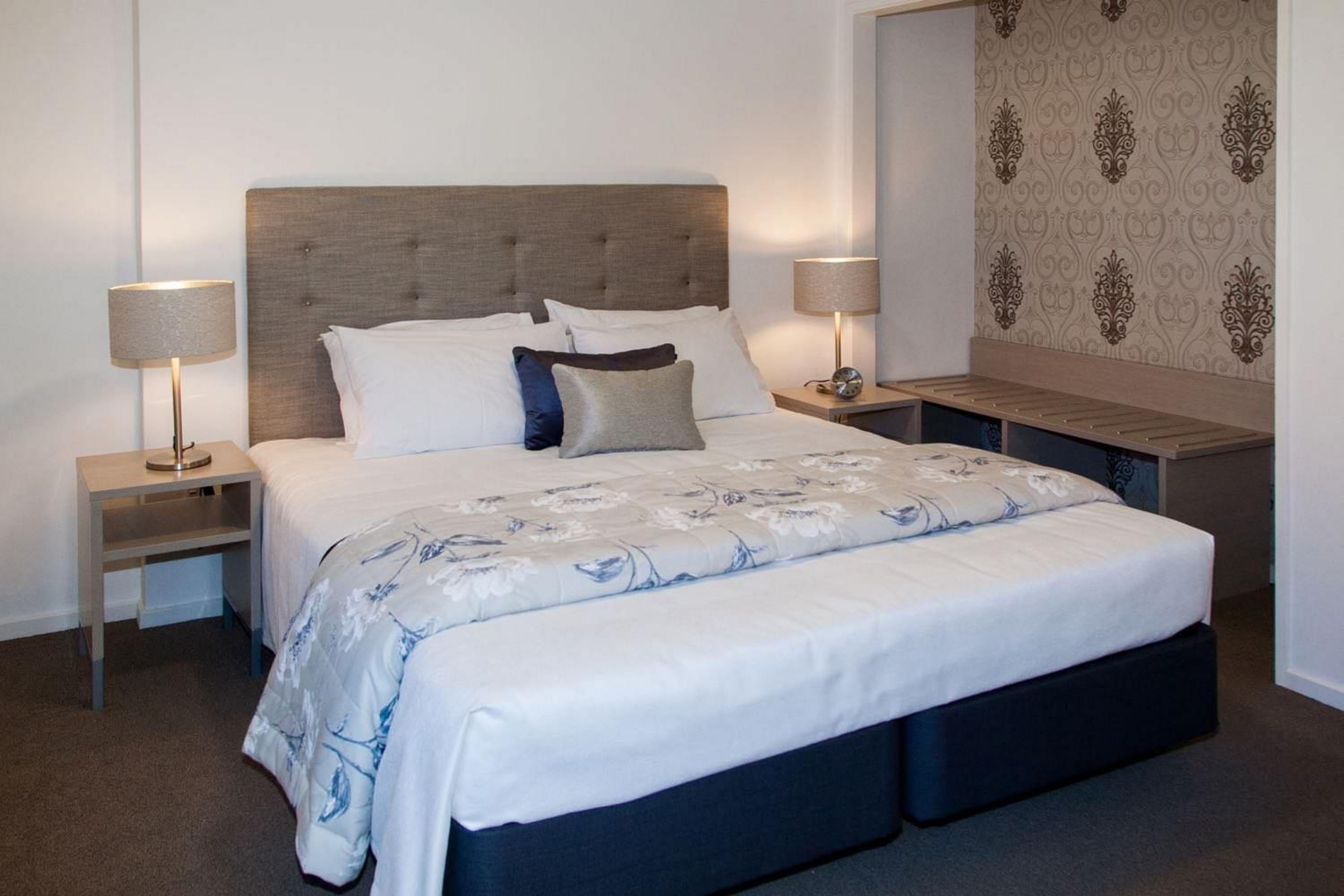 One Bedroom Apartment