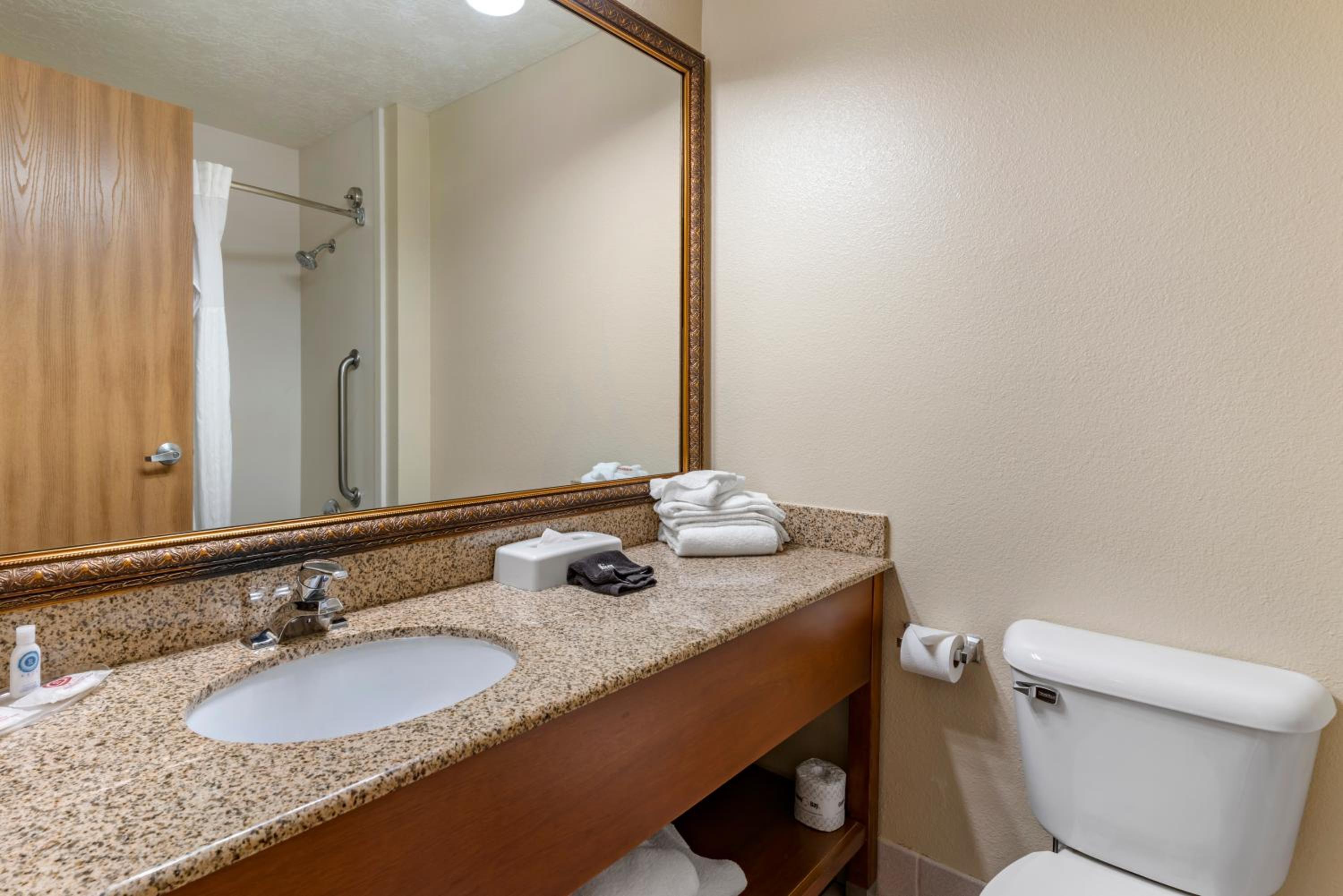 King Room - Non-Smoking