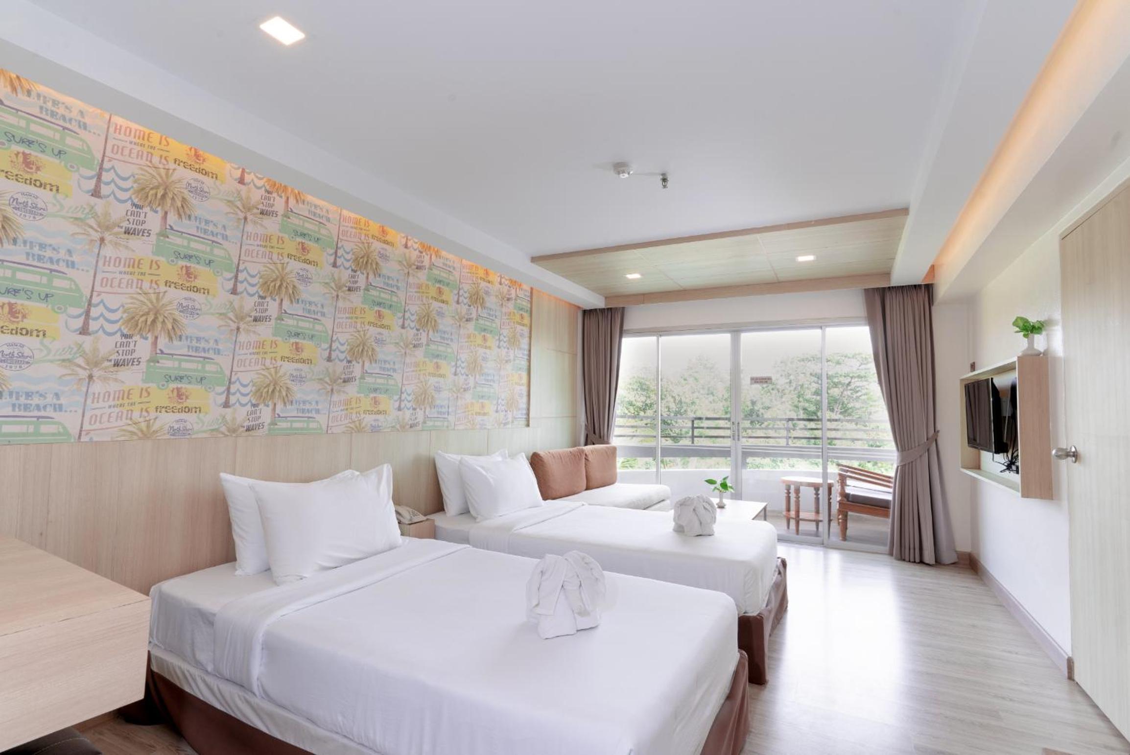 Deluxe Twin Room - Ocean Building