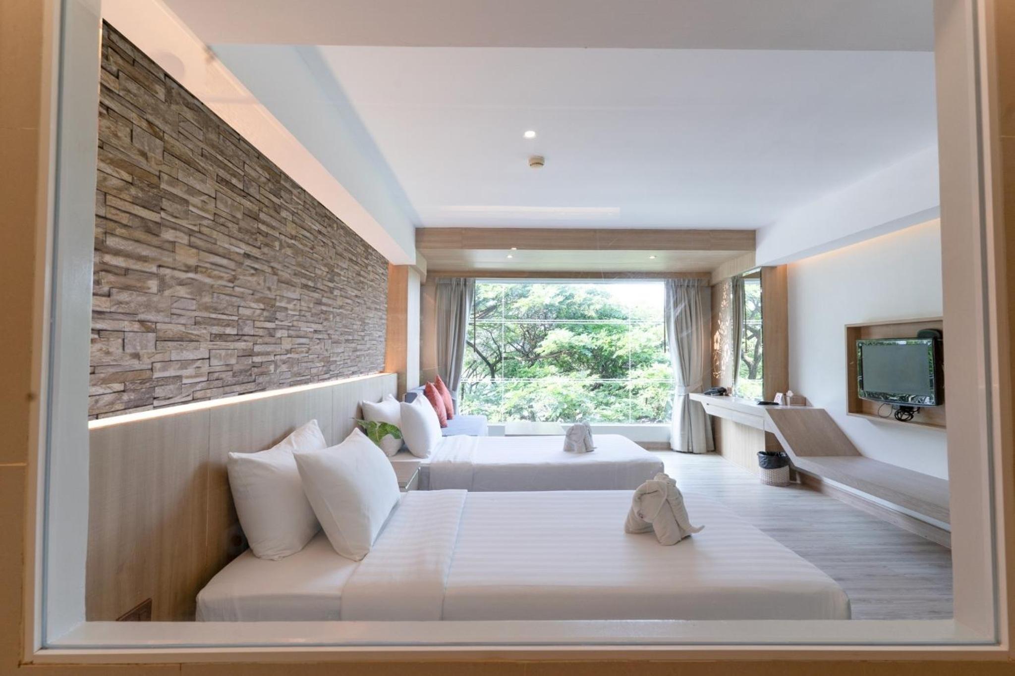 Deluxe Twin Room - Lake Building