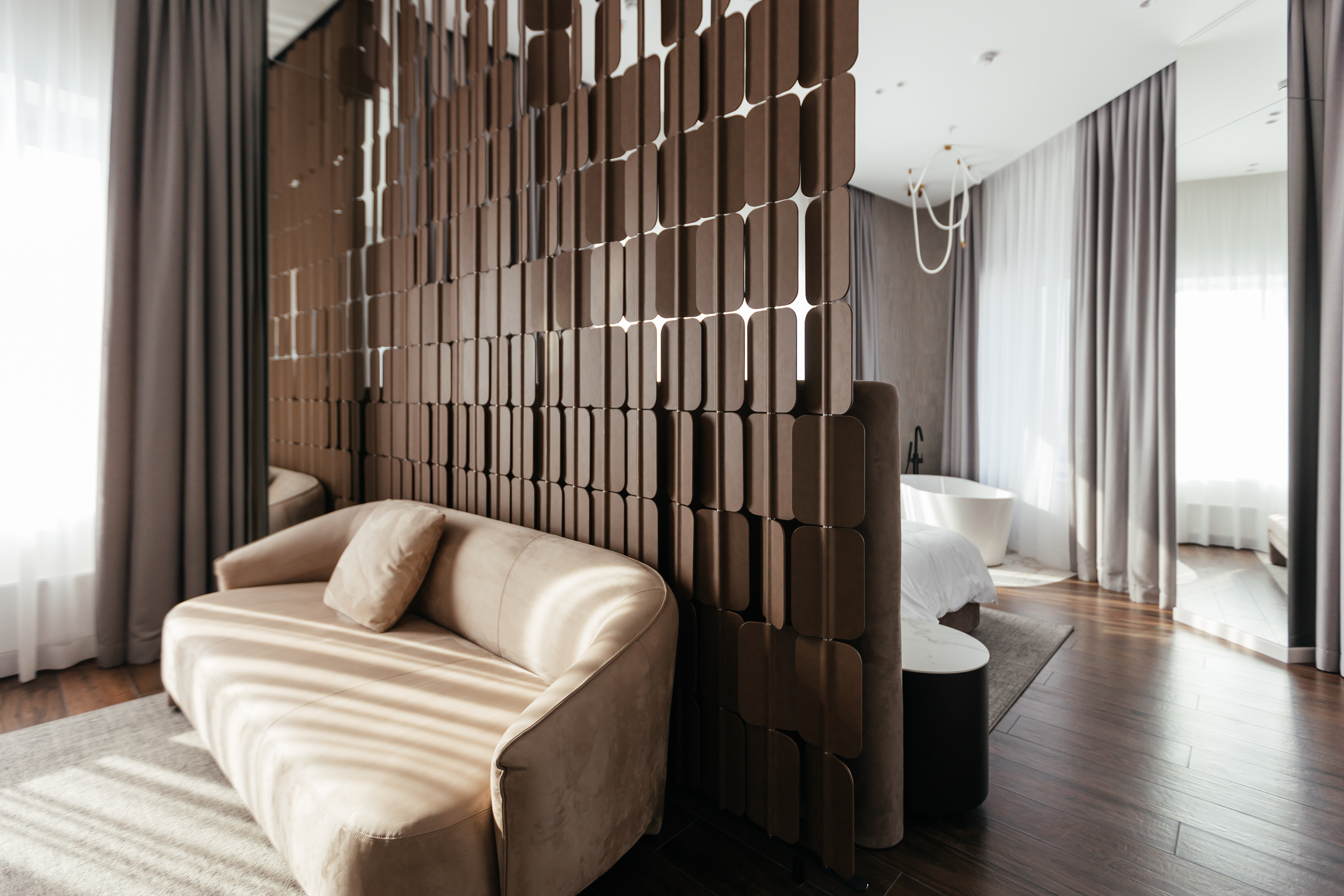 Джуниор Сюит "Три солнца"