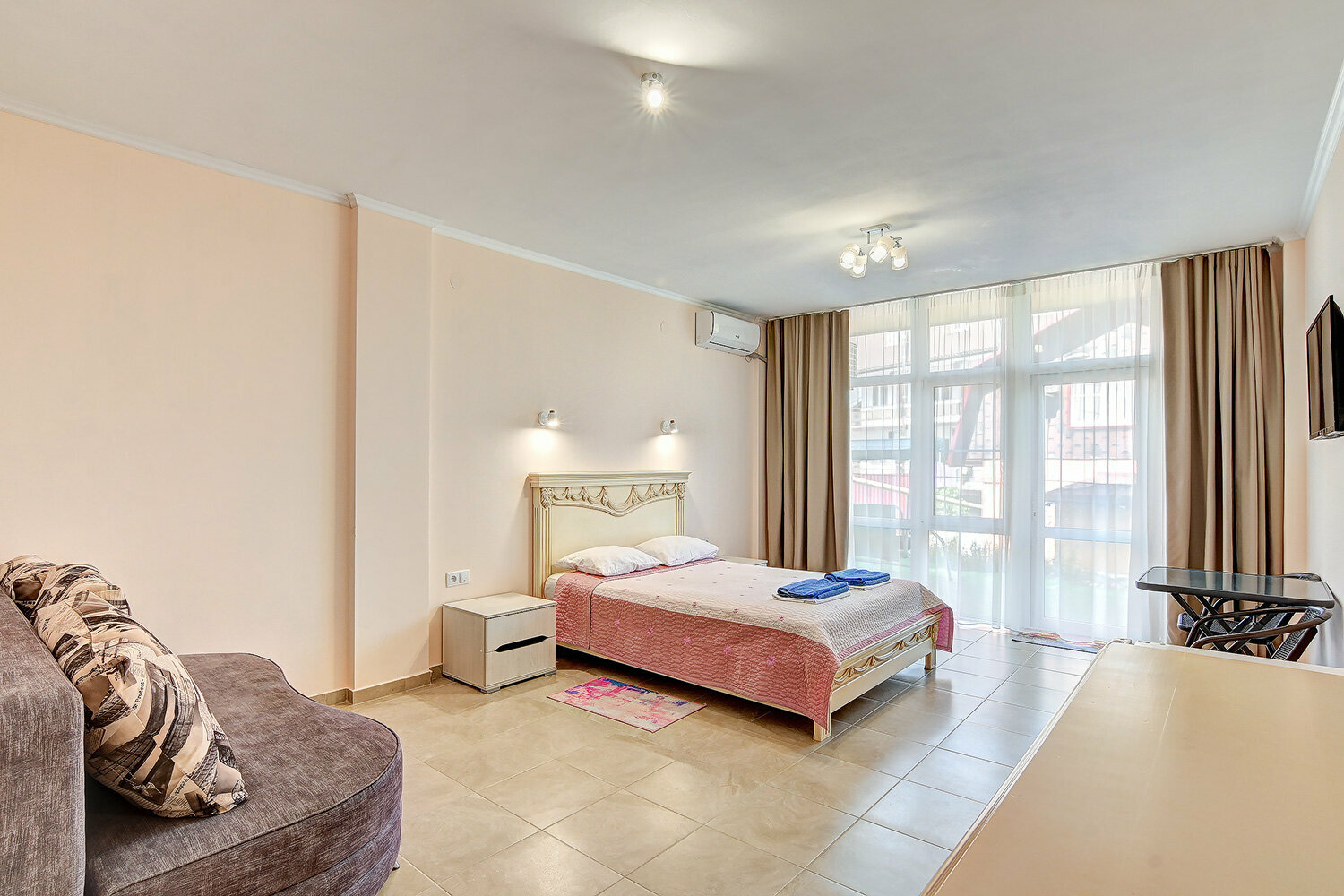 Стандартный трехместный номер