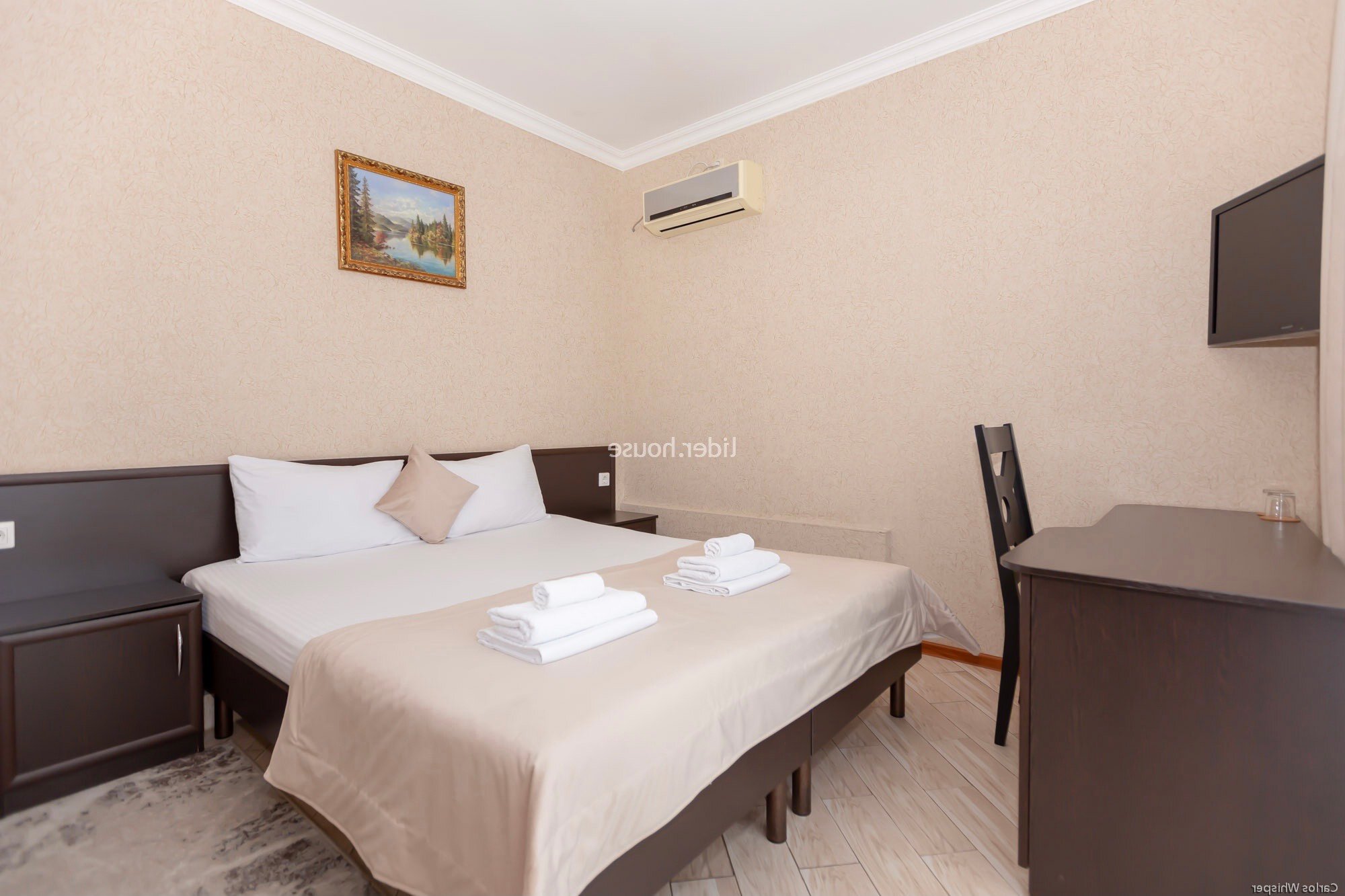 Улучшенный двухместный номер с 1 кроватью или 2 отдельными кроватями, вид на город