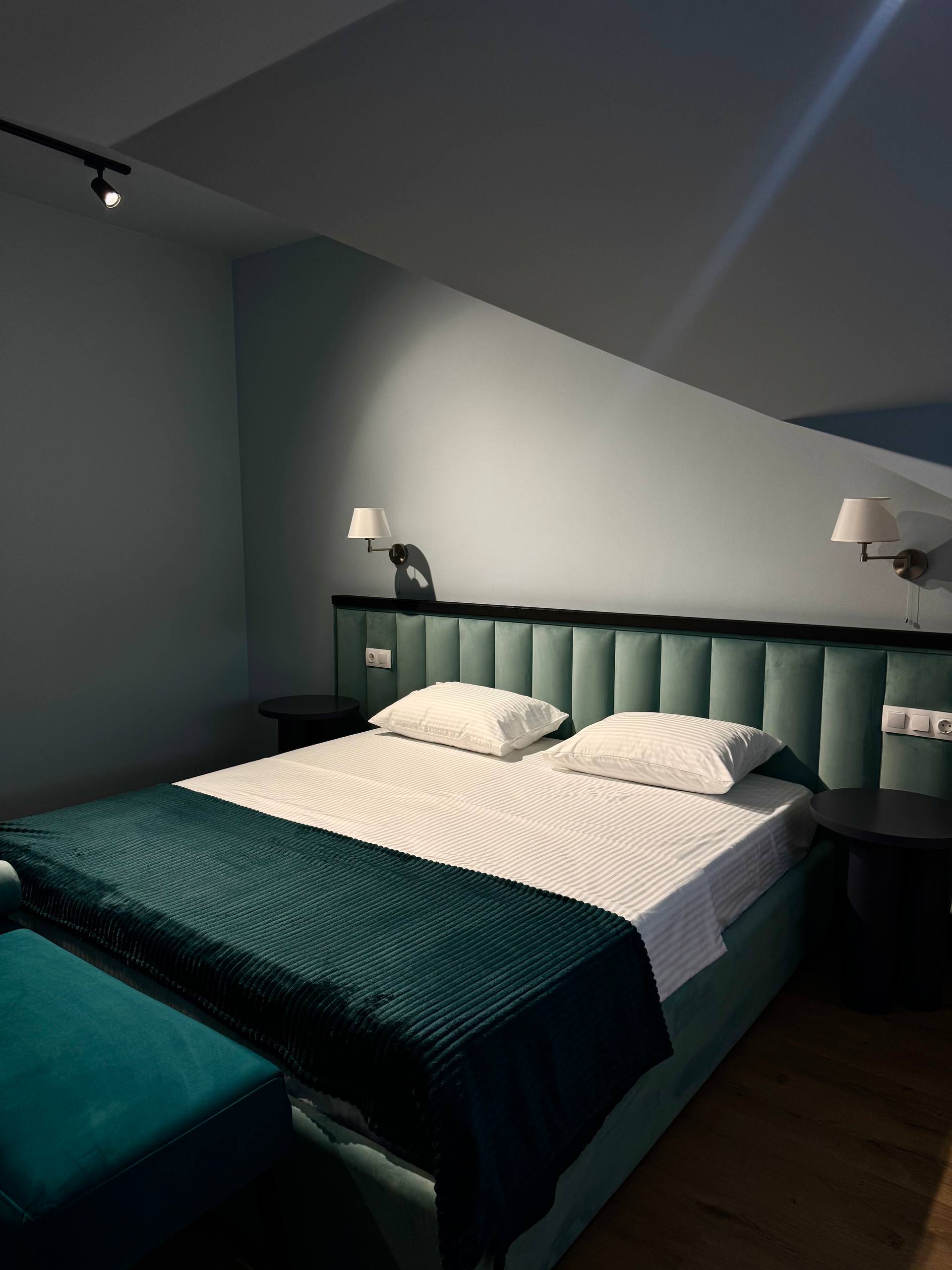 Стандарт (Мансардный этаж) 13кв