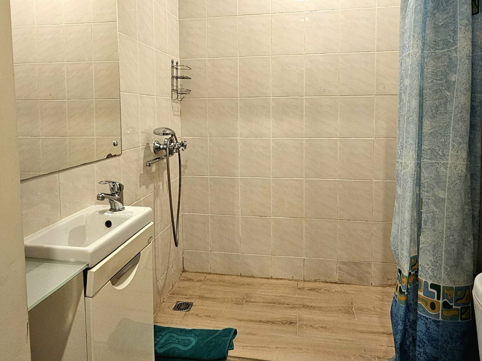 Семейный номер с душем