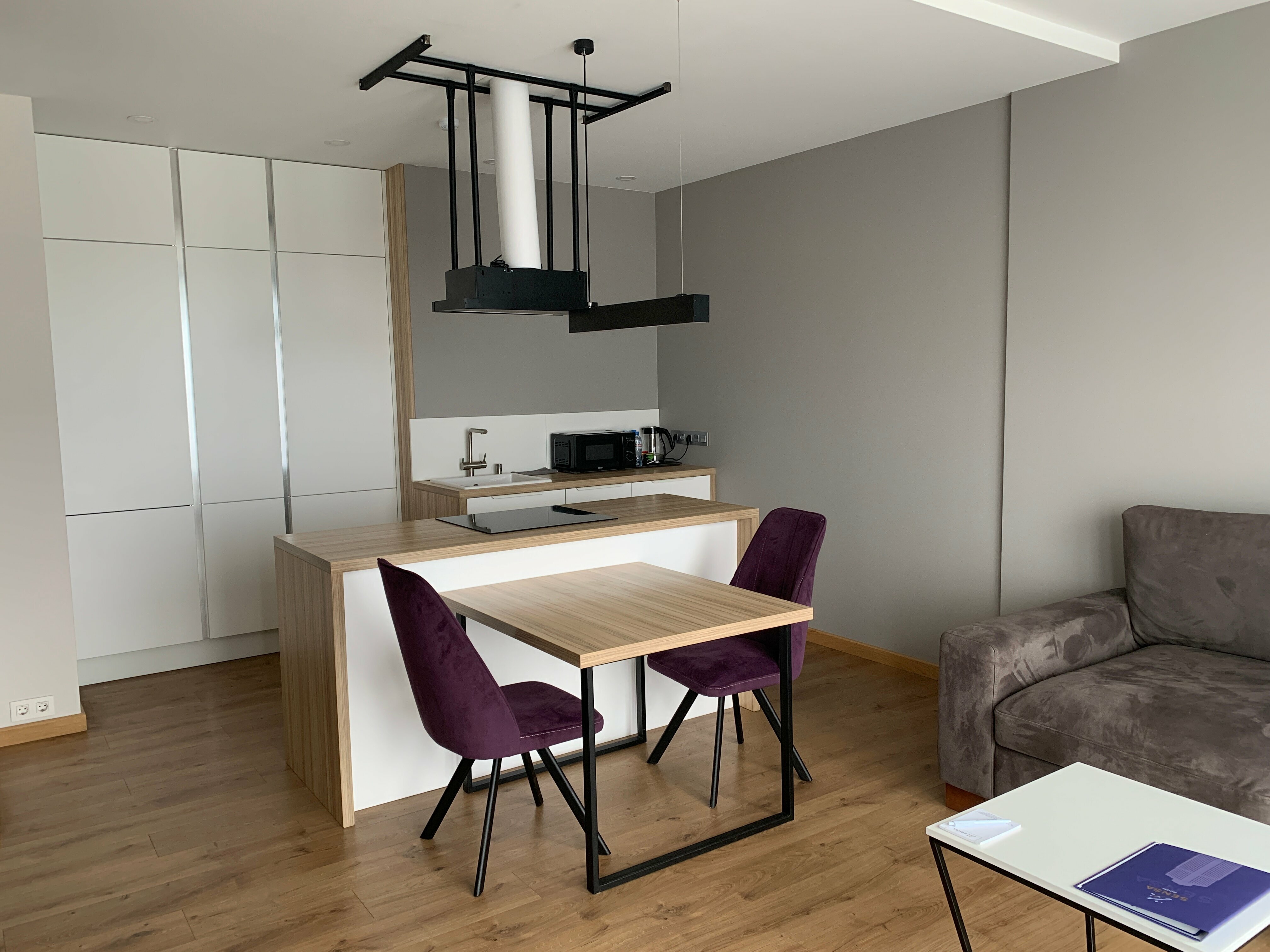 Трехкомнатный апартамент мини