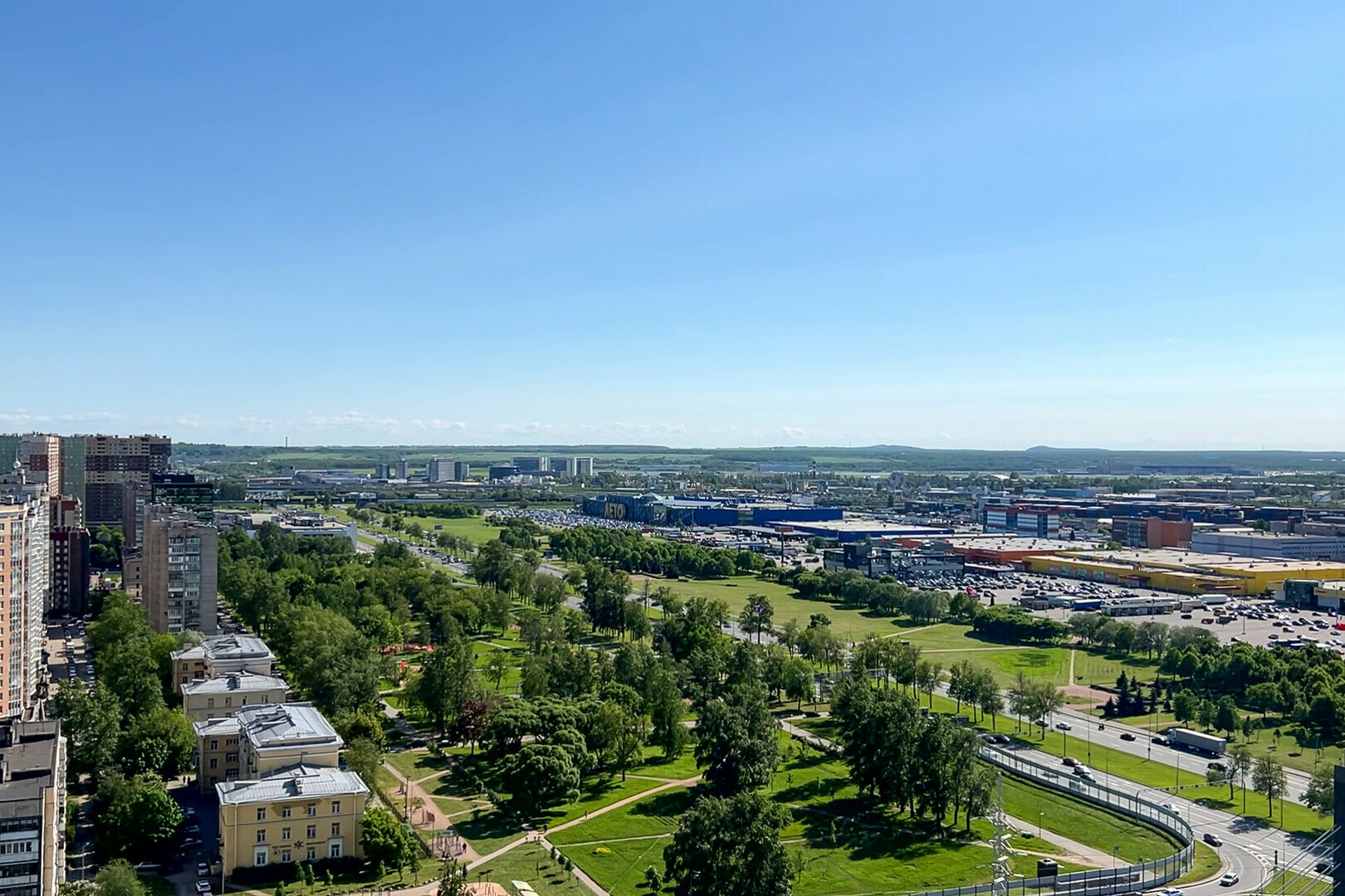 Номер с кроватью King Size на 22 этаже с видом на город