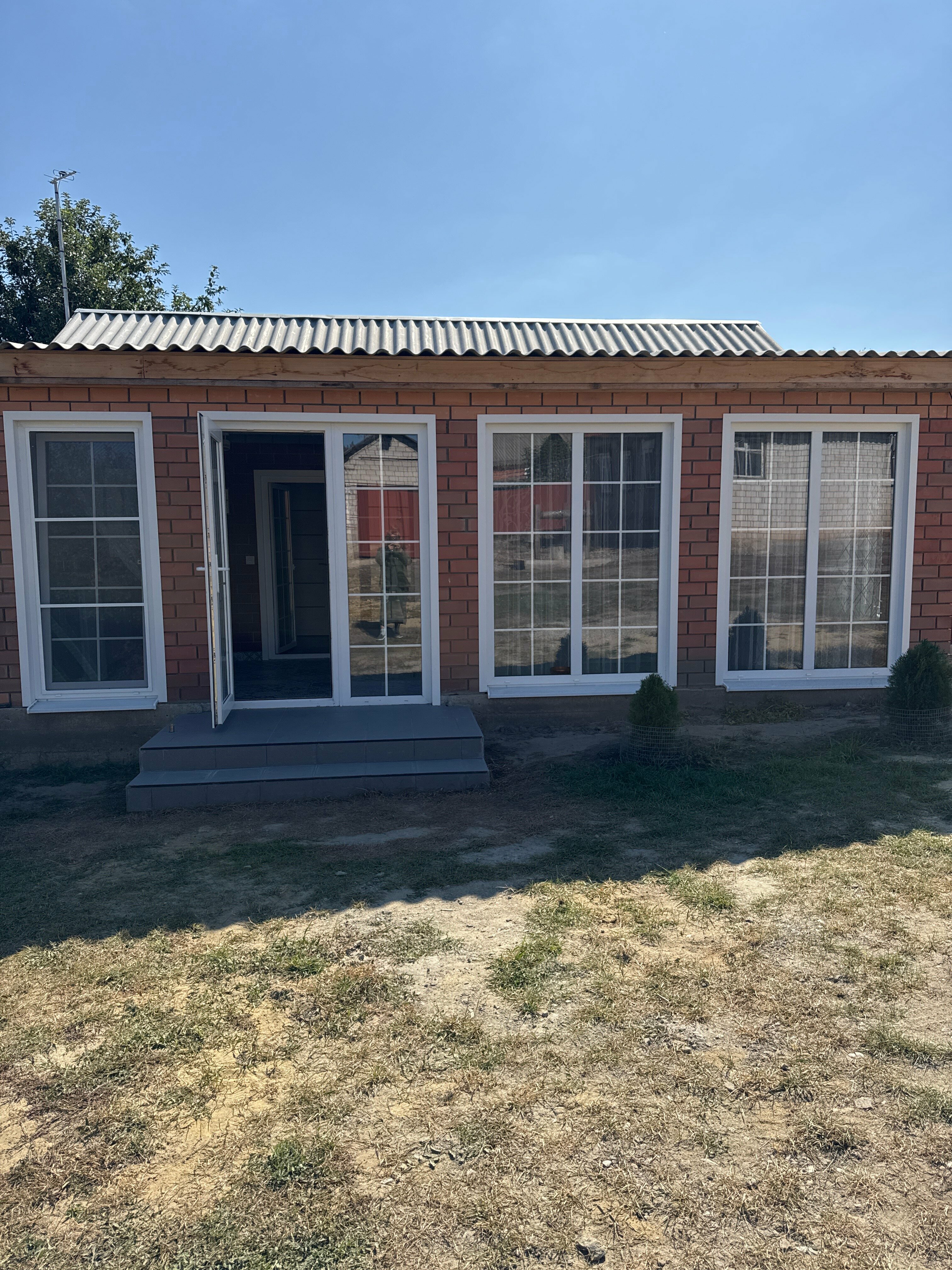 Cемейный номер с собственной ванной комнатой