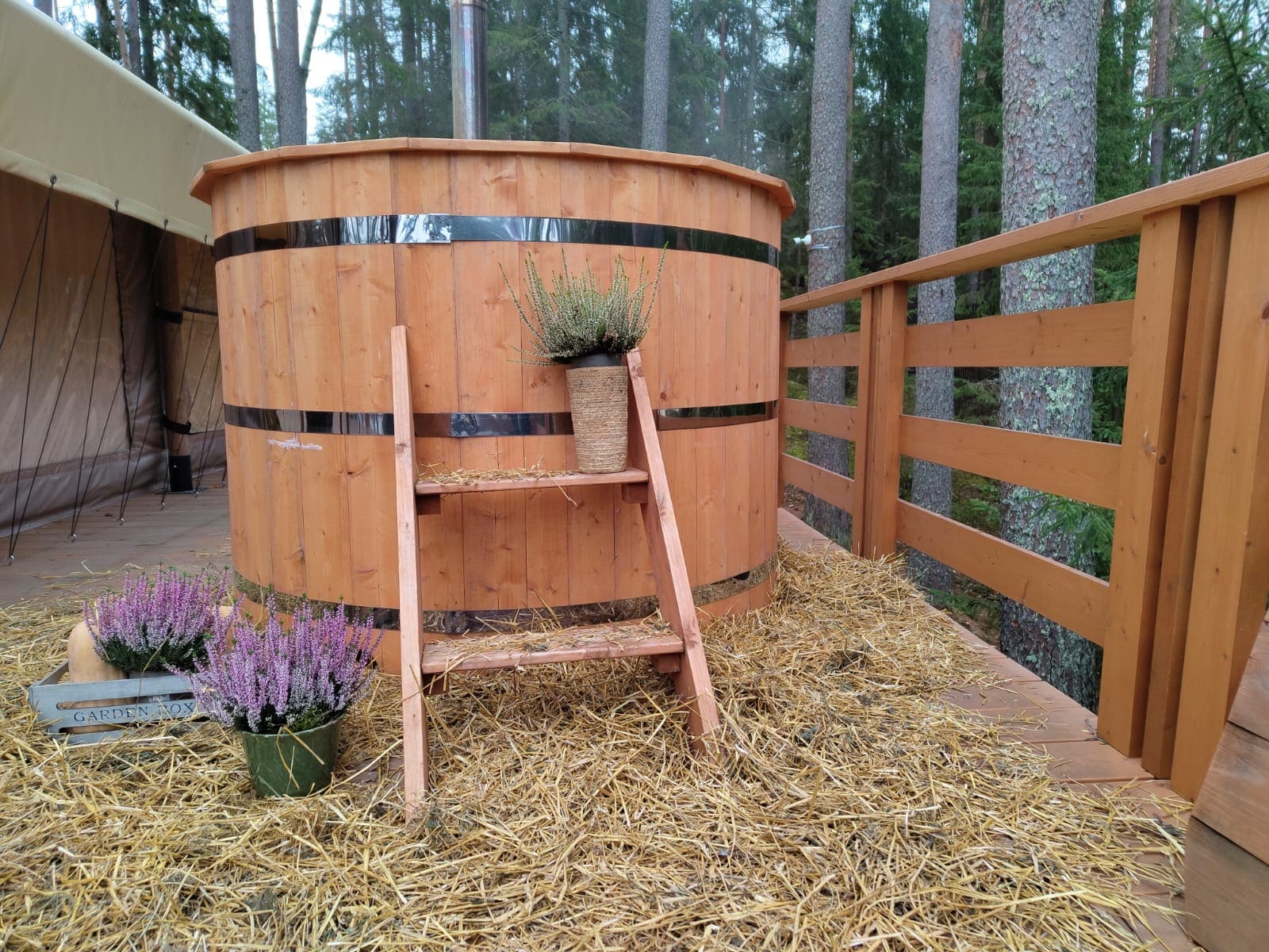 Лодж на холме с горячей купелью