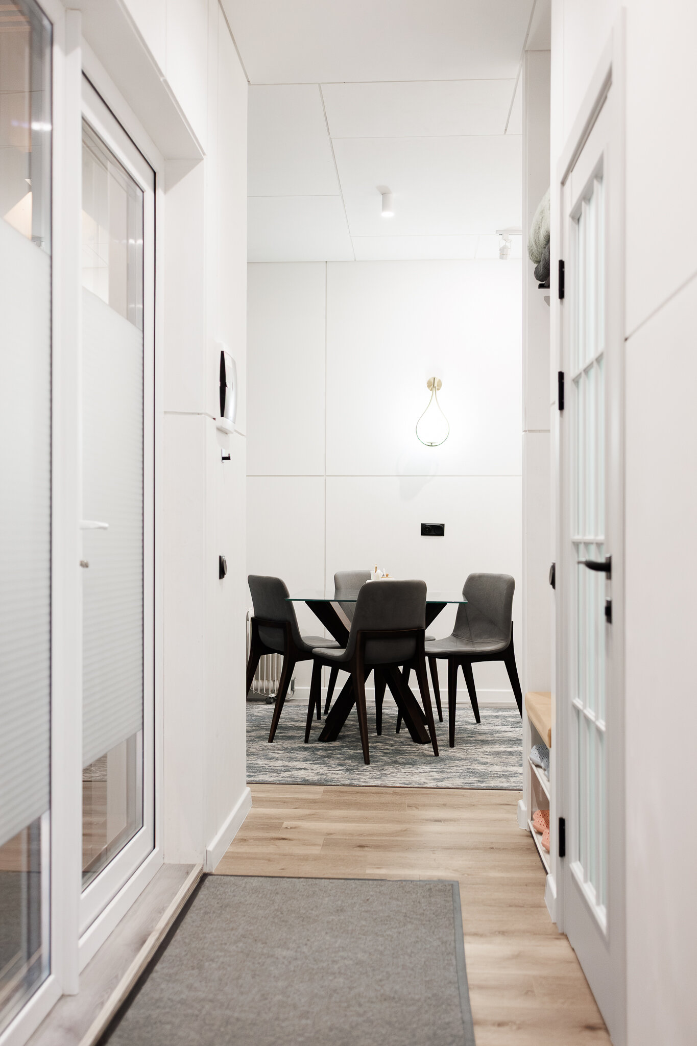 Зеркальный таунхаус люкс  у горной речки