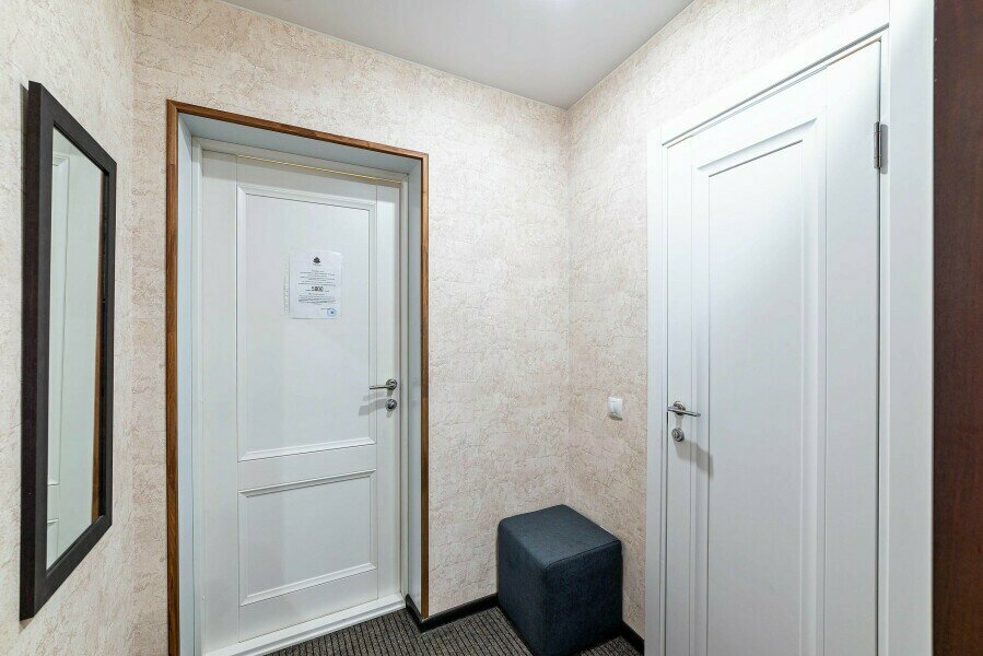 Просторный двухместный номер с 2 отдельными кроватями