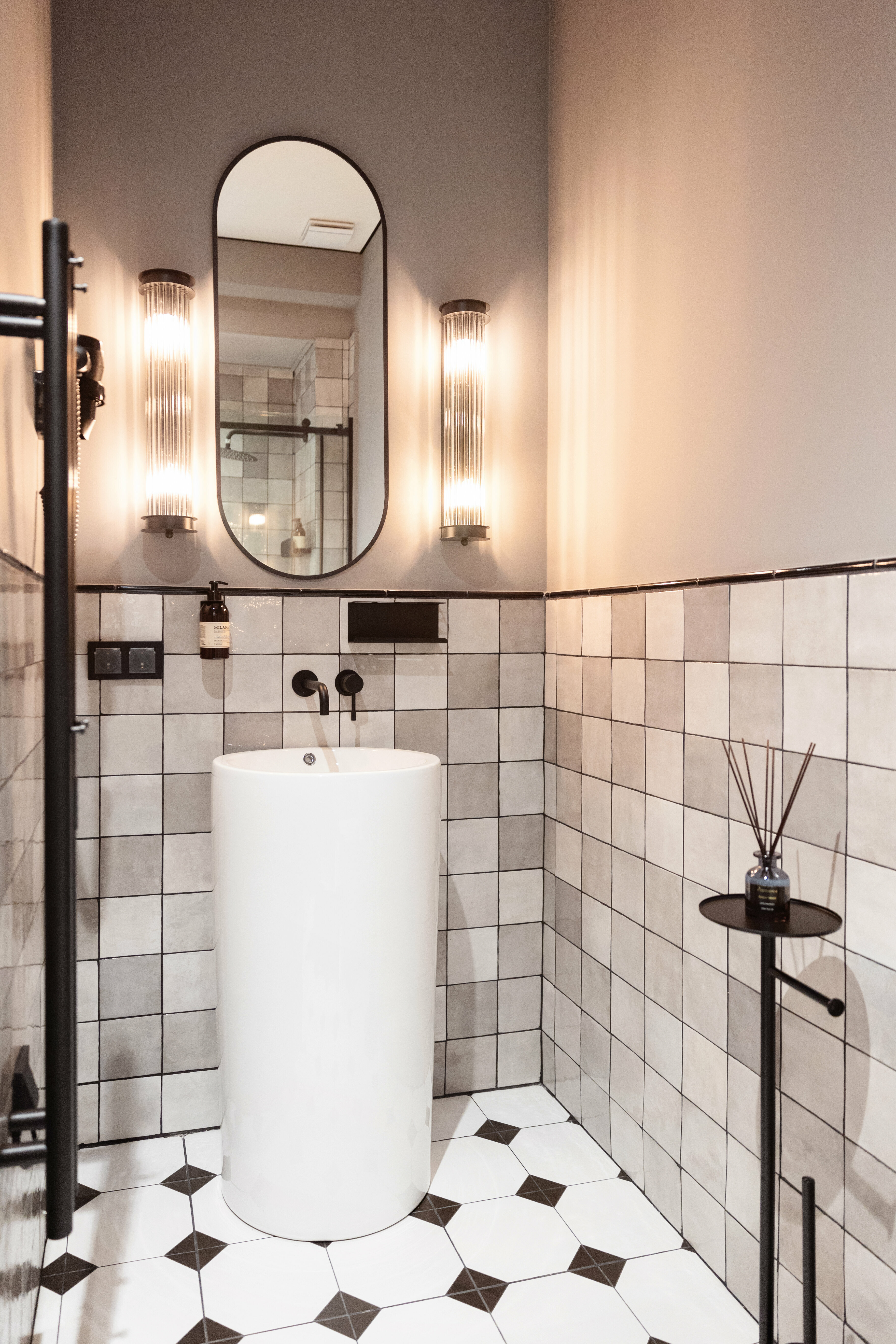 Номер Делюкс