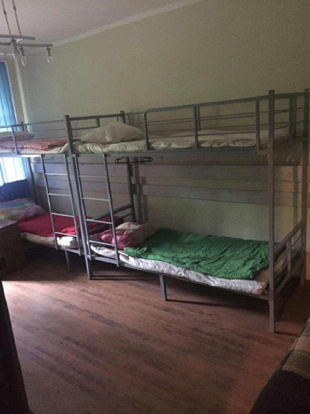 Двухместный номер с общим душем и туалетом