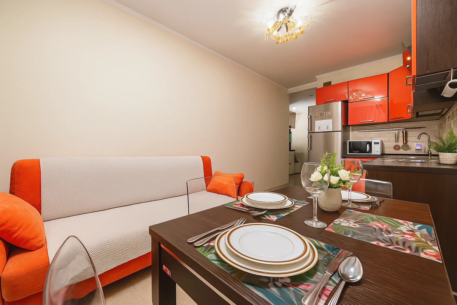 Однокомнатная на 4 человкека у аквапарка, центра и набережной, с приставкой+ смарт-ТВ АЛАЯ