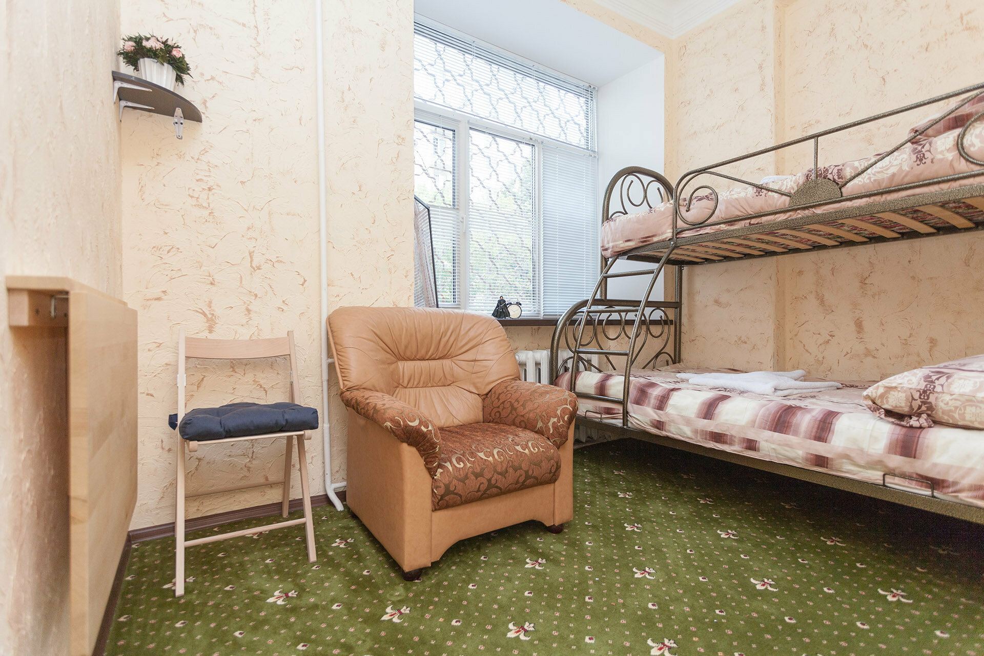 Улучшенный семейный номер