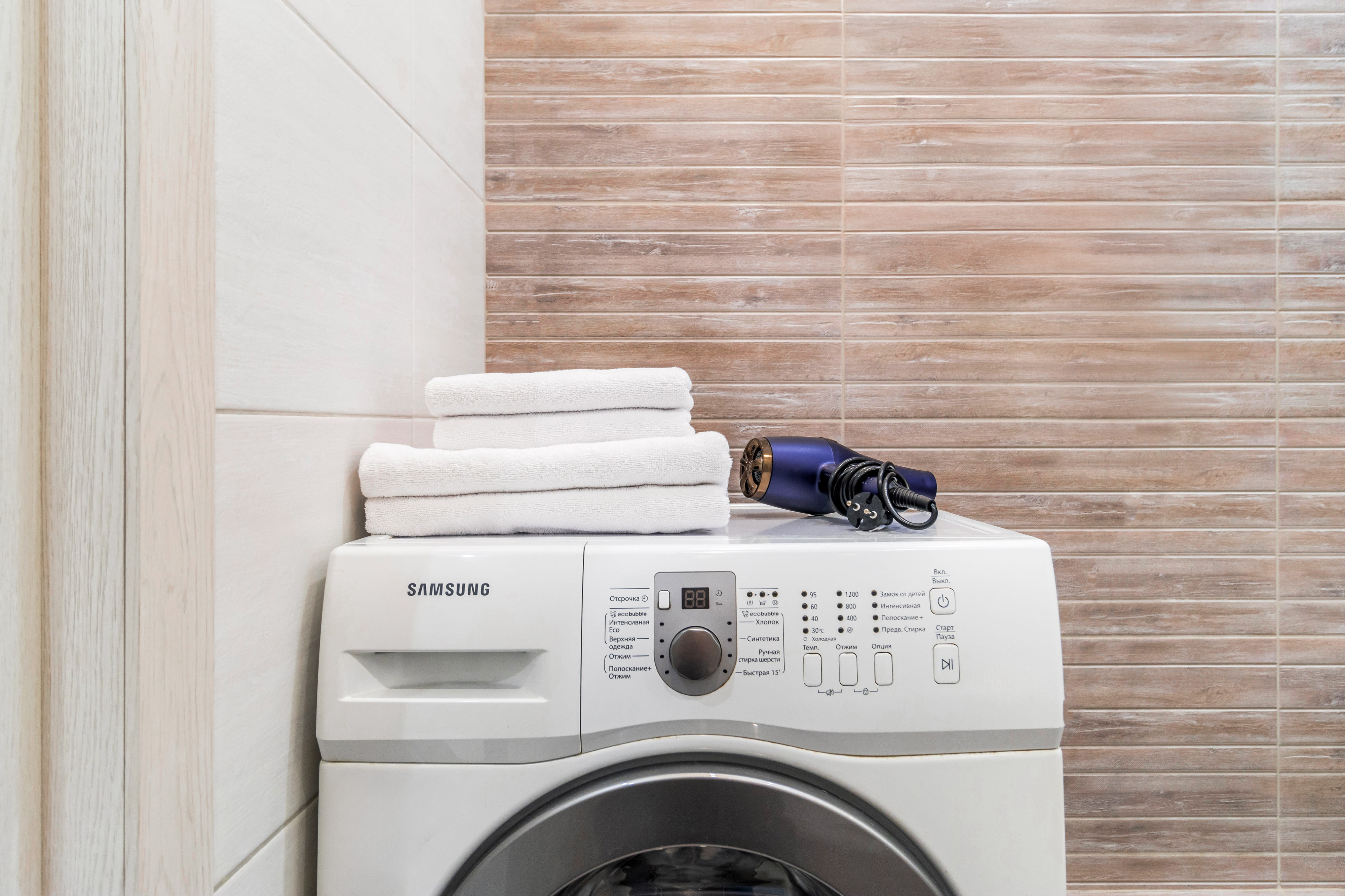 Студия Эталон №1011 с видом на реку