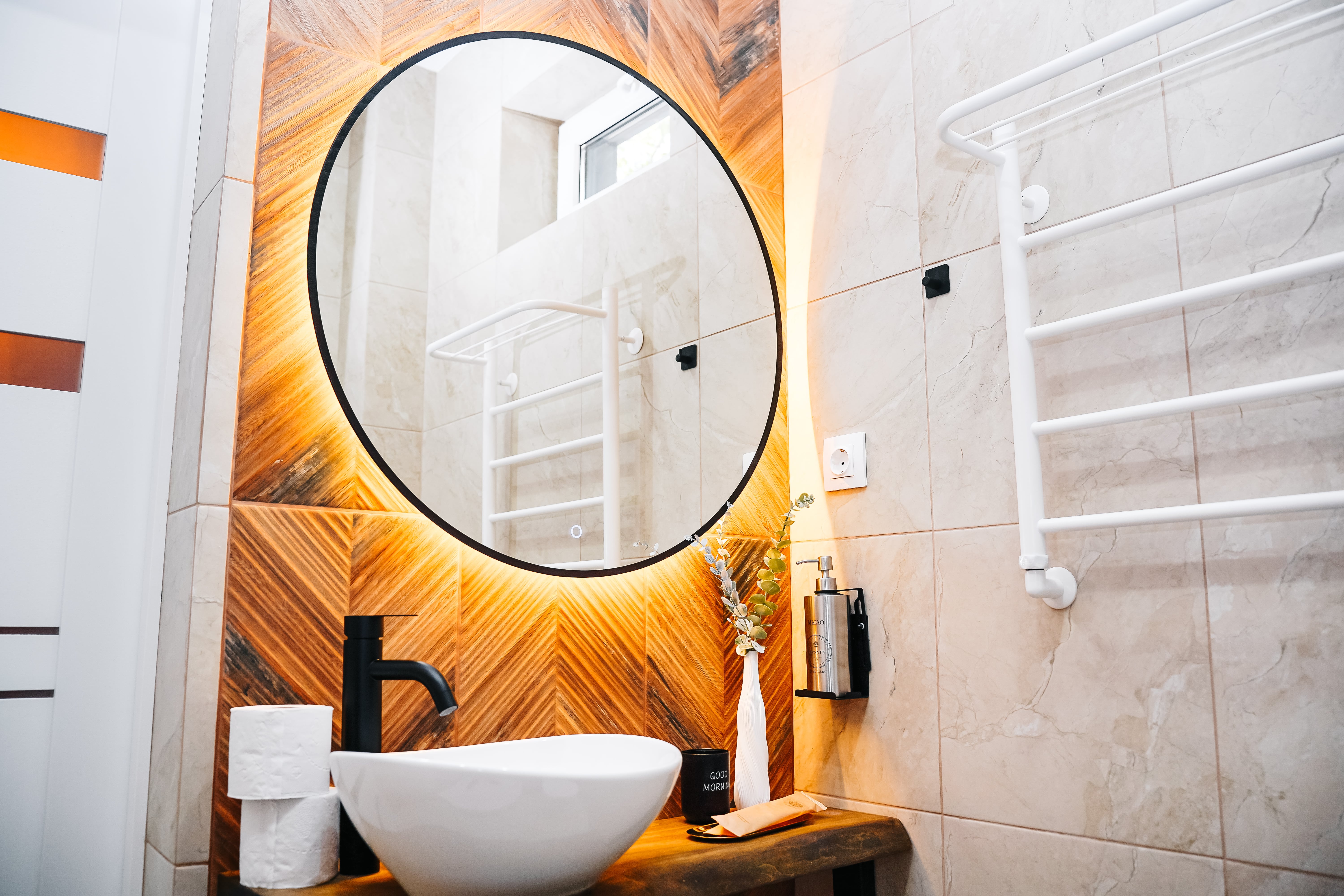 Дом  с горячим бассейном "ДЫХАНИЕ"