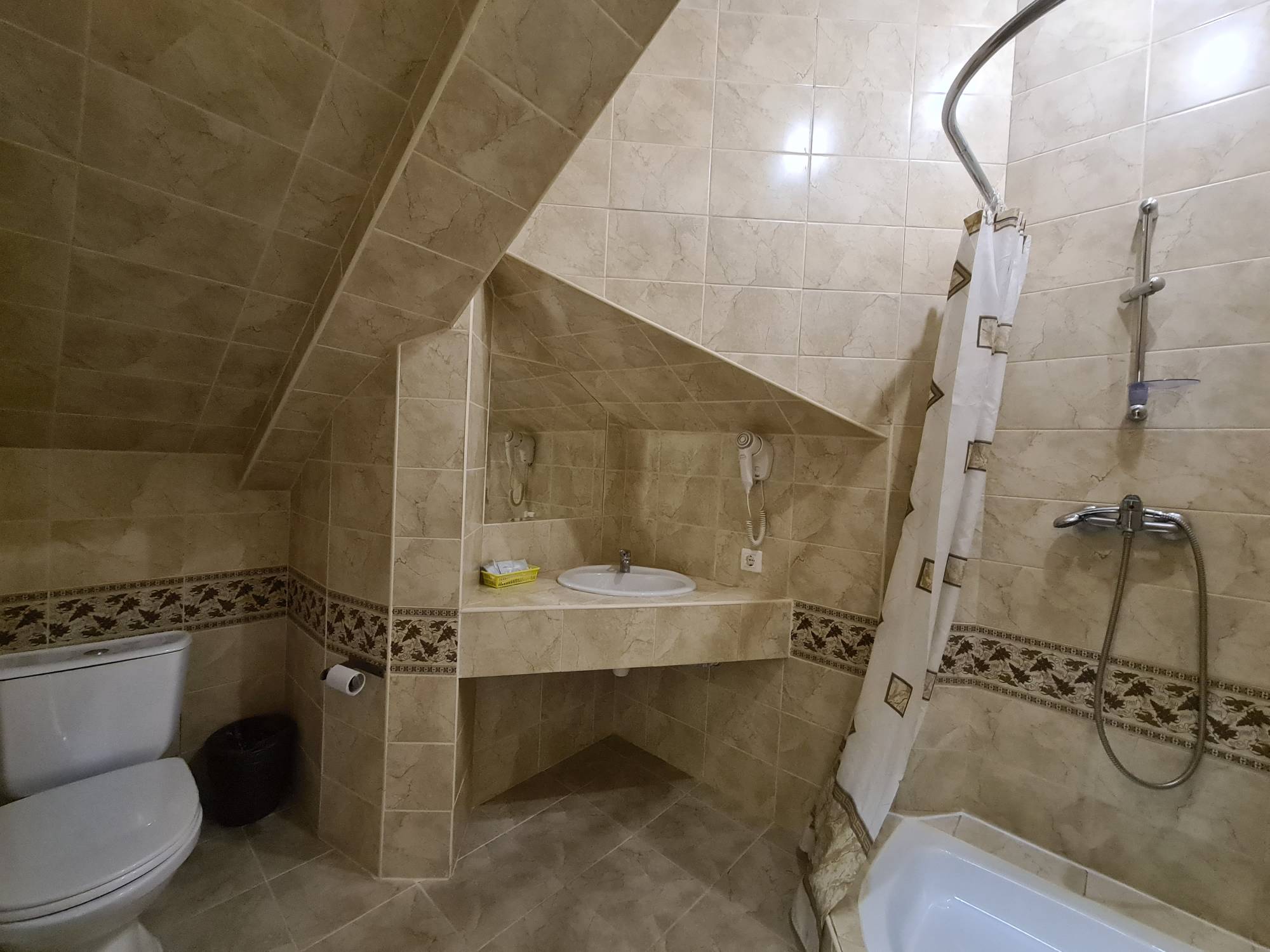 Люкс с гидромассажной ванной