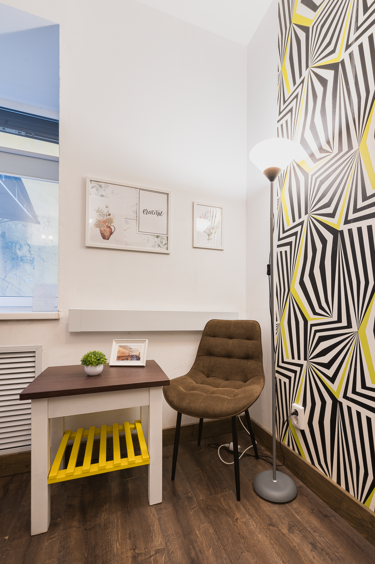 Просторный двухместный номер с 2 отдельными кроватями