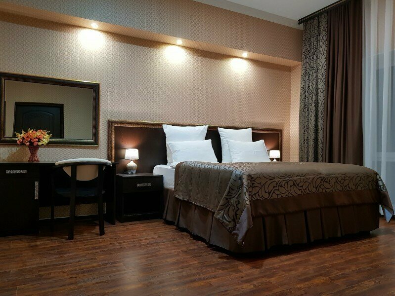 Люкс с балконом