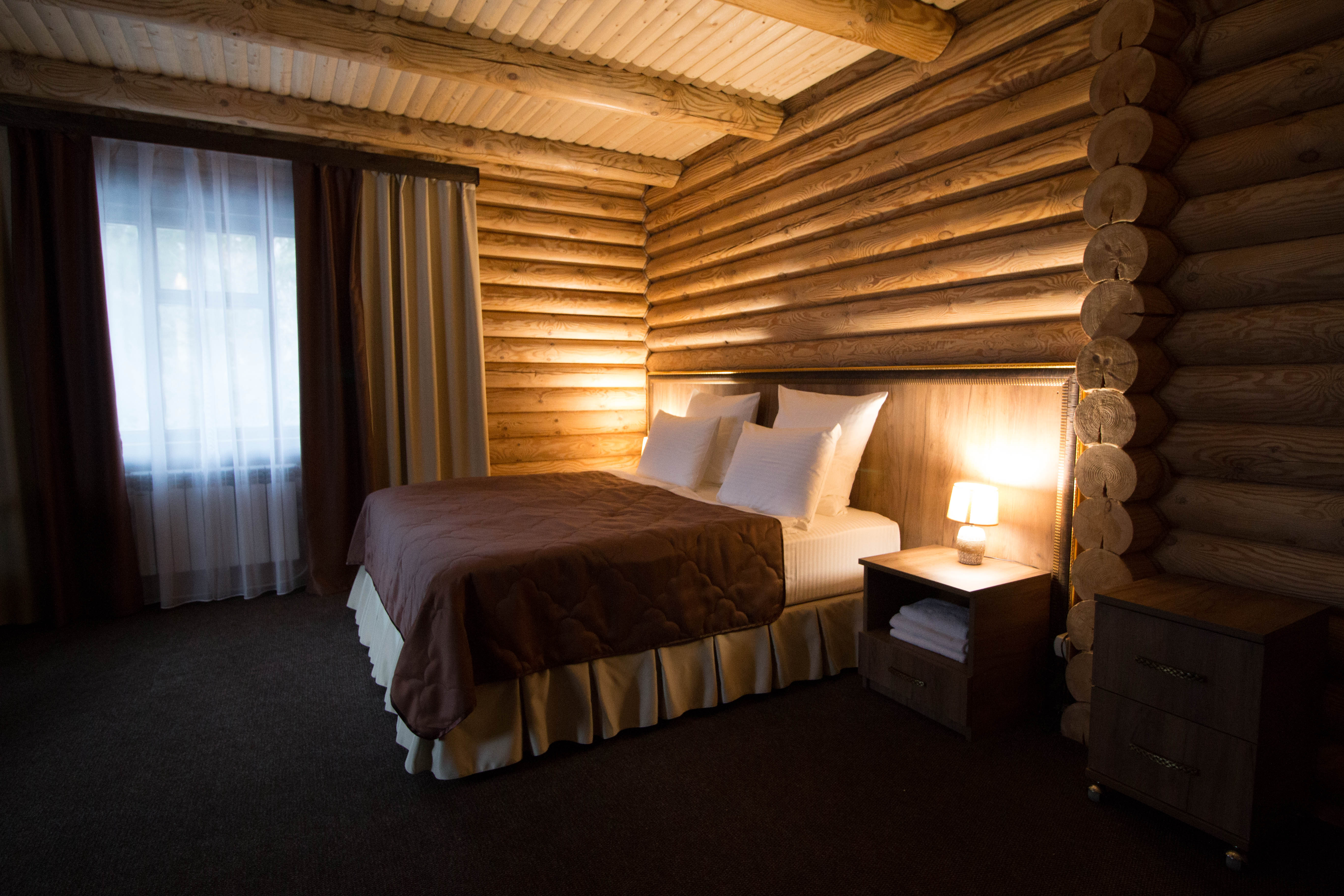 Делюкс с раздельными кроватями и диваном