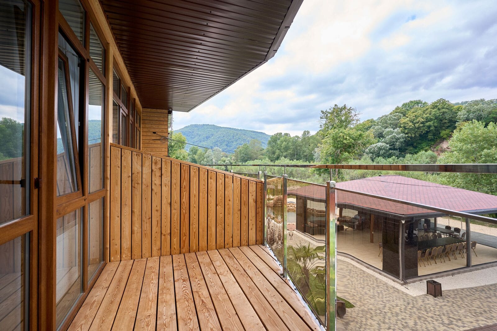 ЛЮКС с двуспальной кроватью