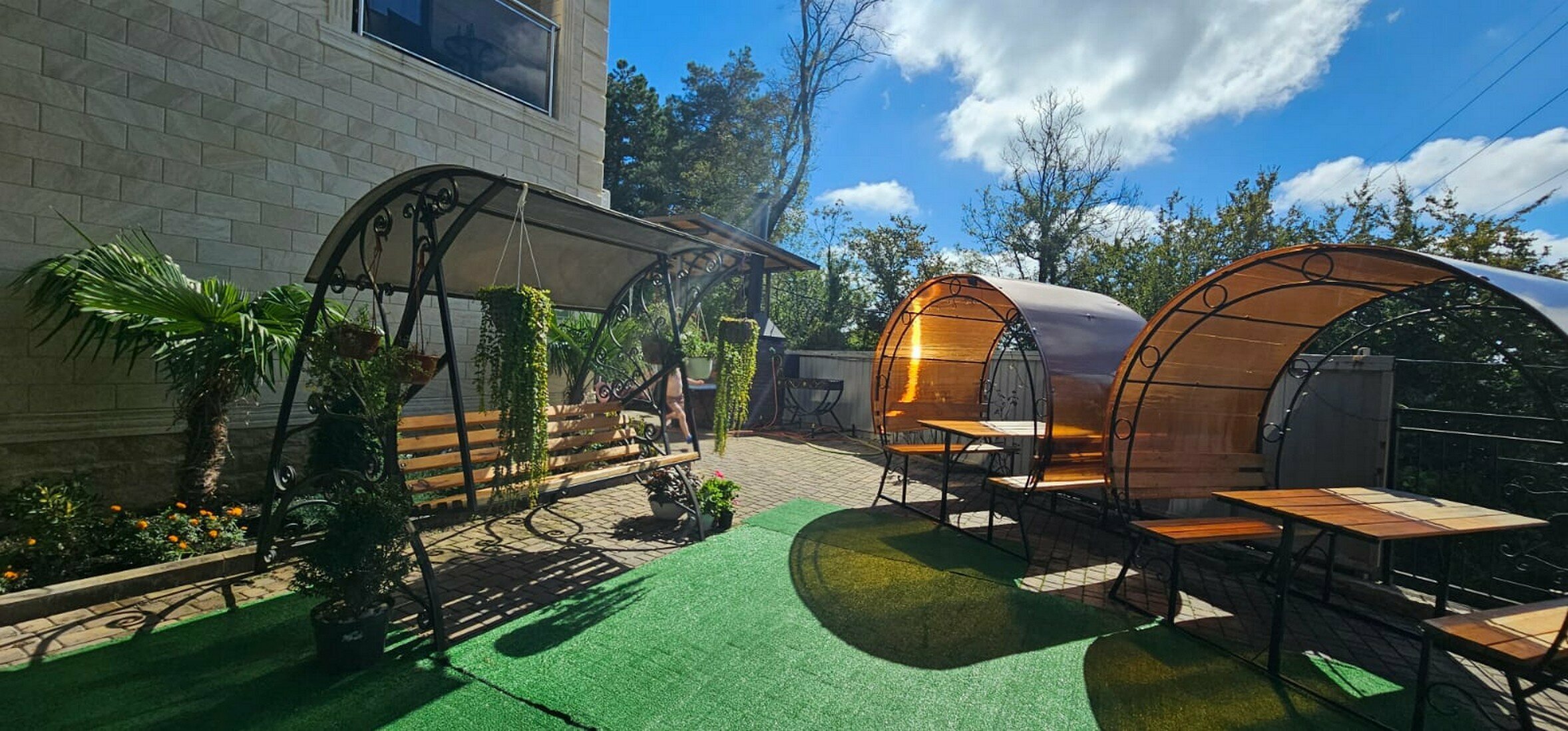 Семейный номер с видом на море