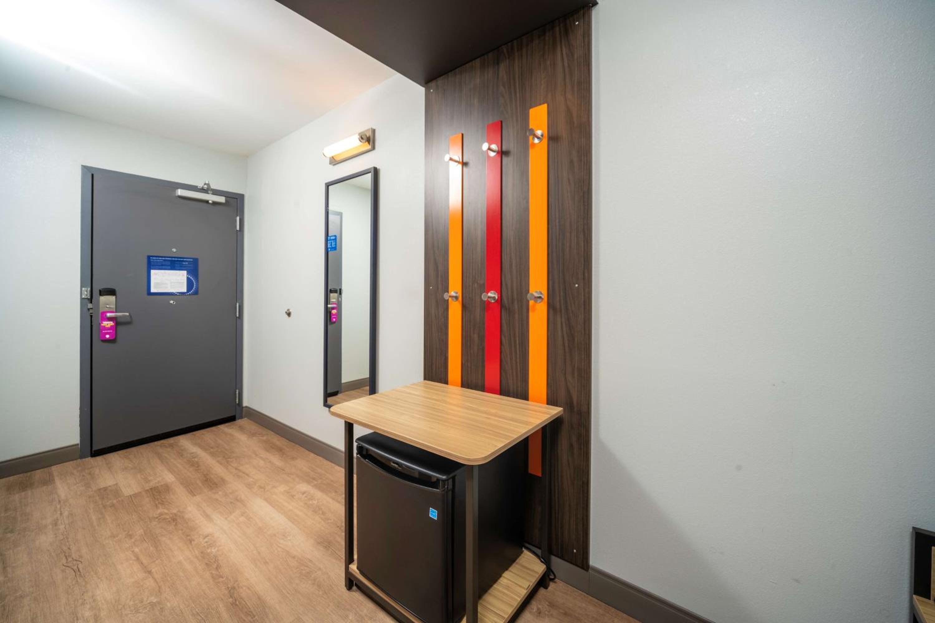 Queen Room with Two Queen Beds - Mobility Access