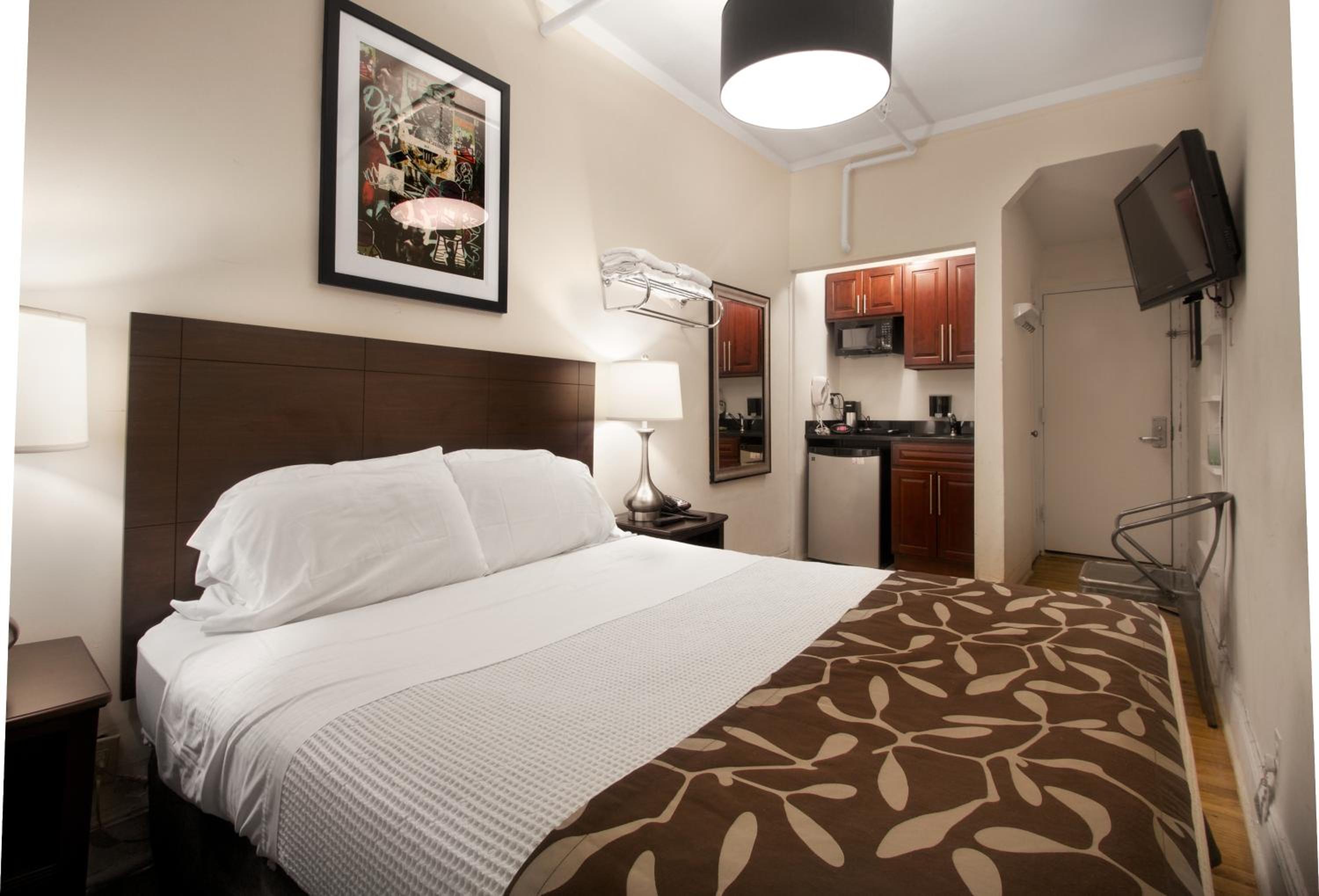Economy Room with Shared Bath