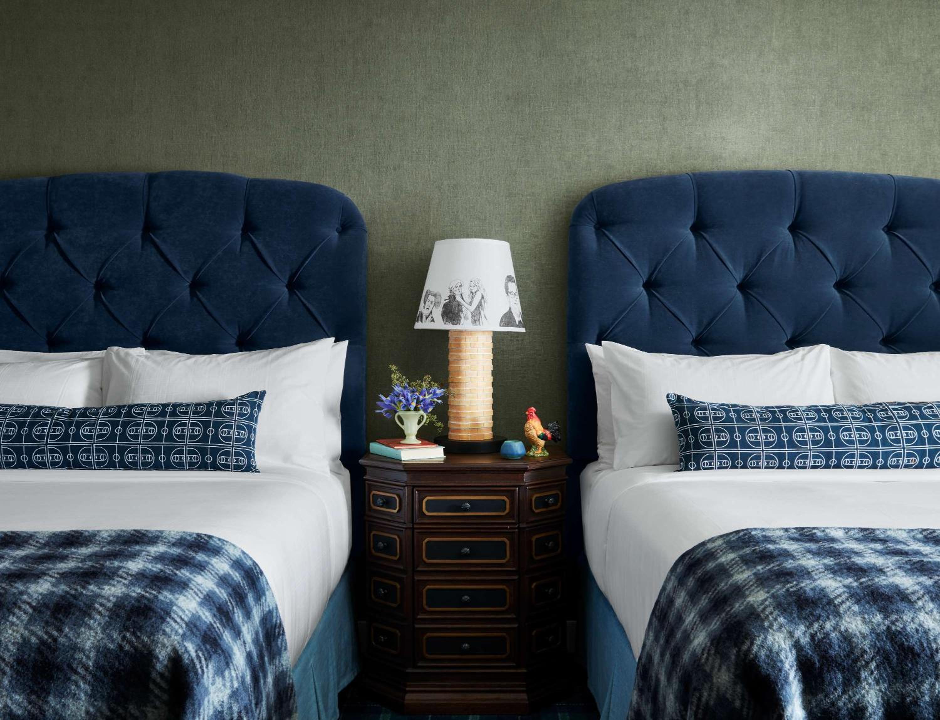 Graduate Queen Room with Two Queen Beds and Roll-In Shower - Mobility Accessible