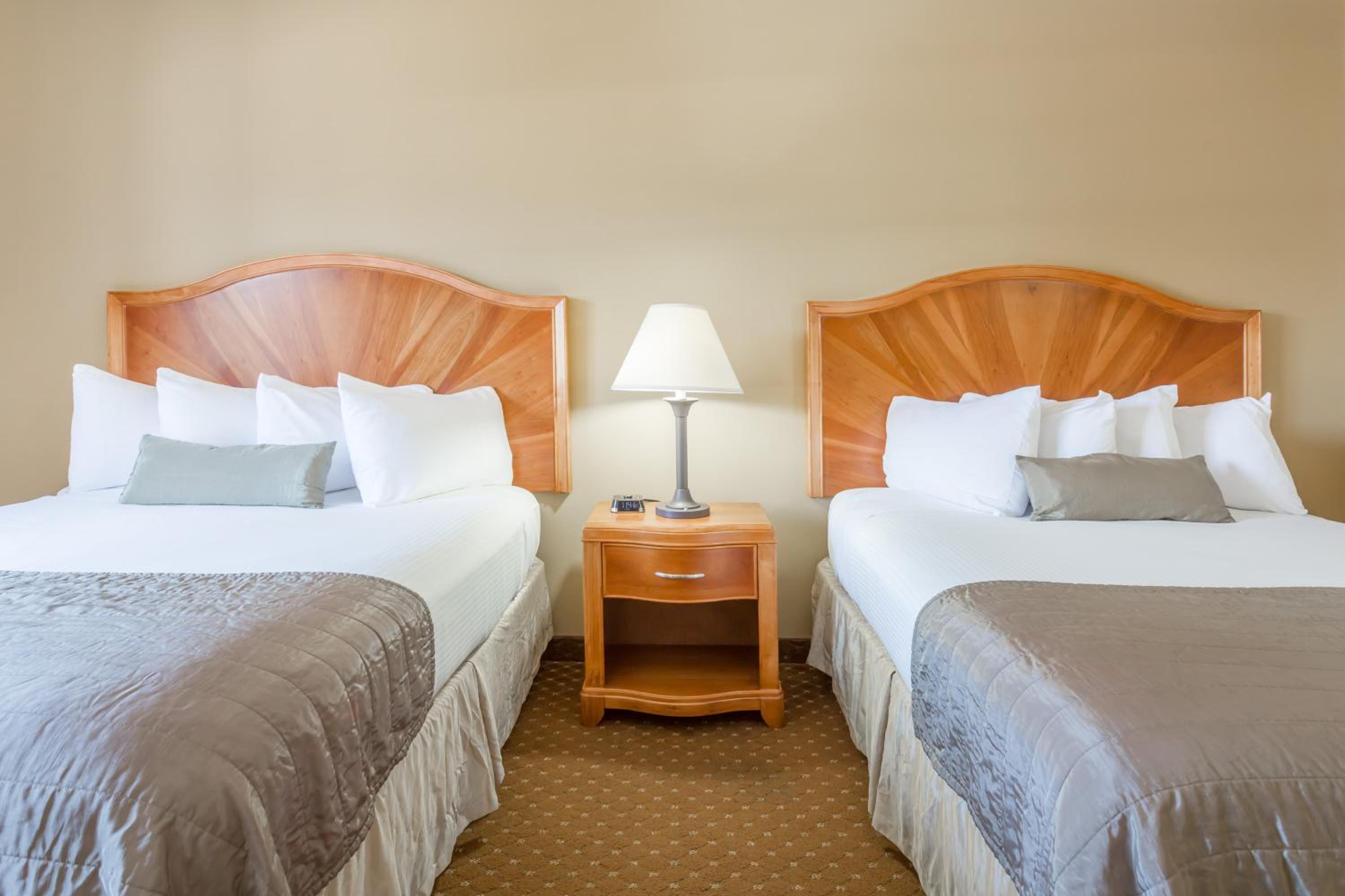 Queen Room with Two Queen Beds- Non-Smoking