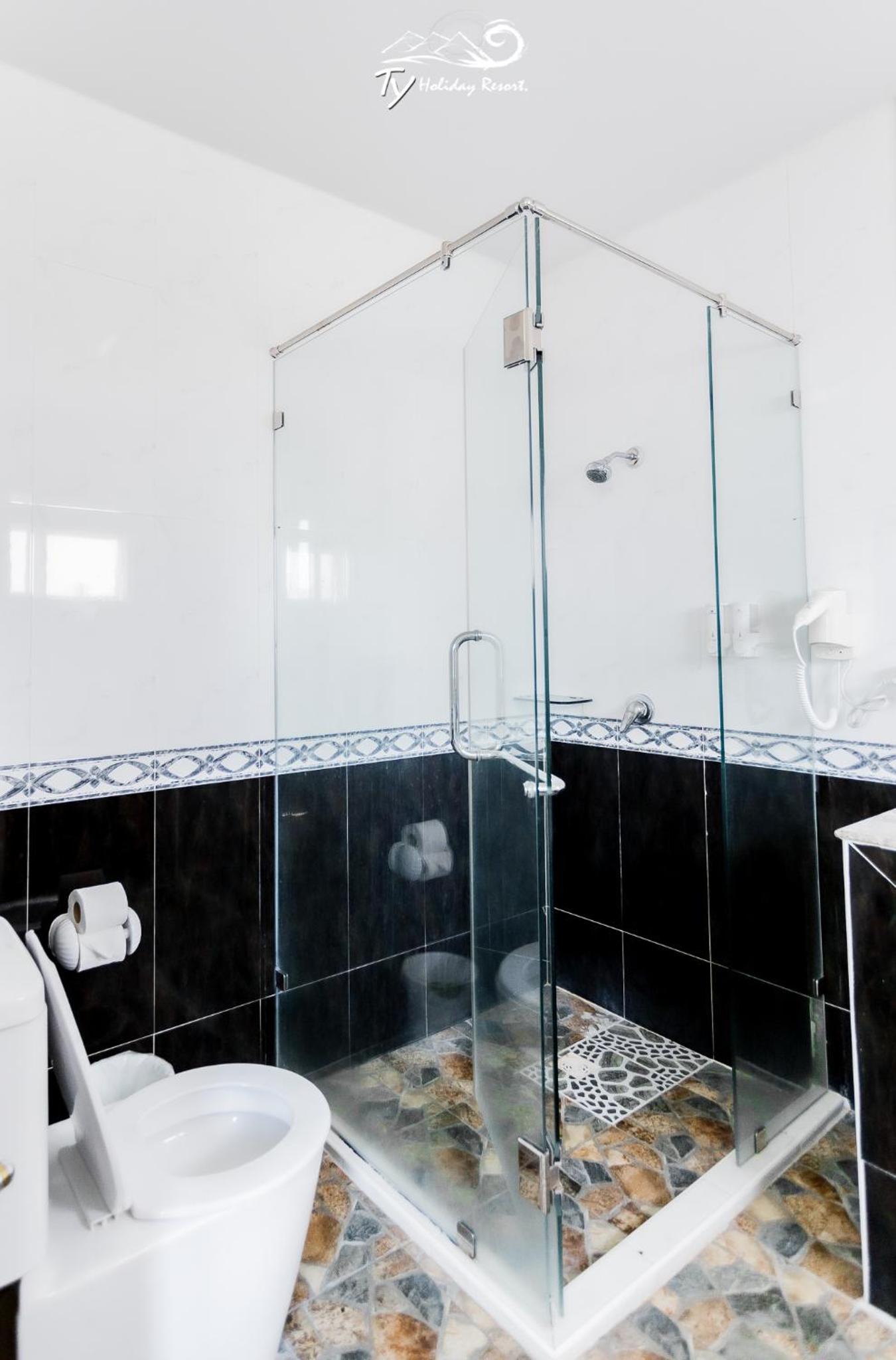 Six-Bedroom Villa with Private Pool 241