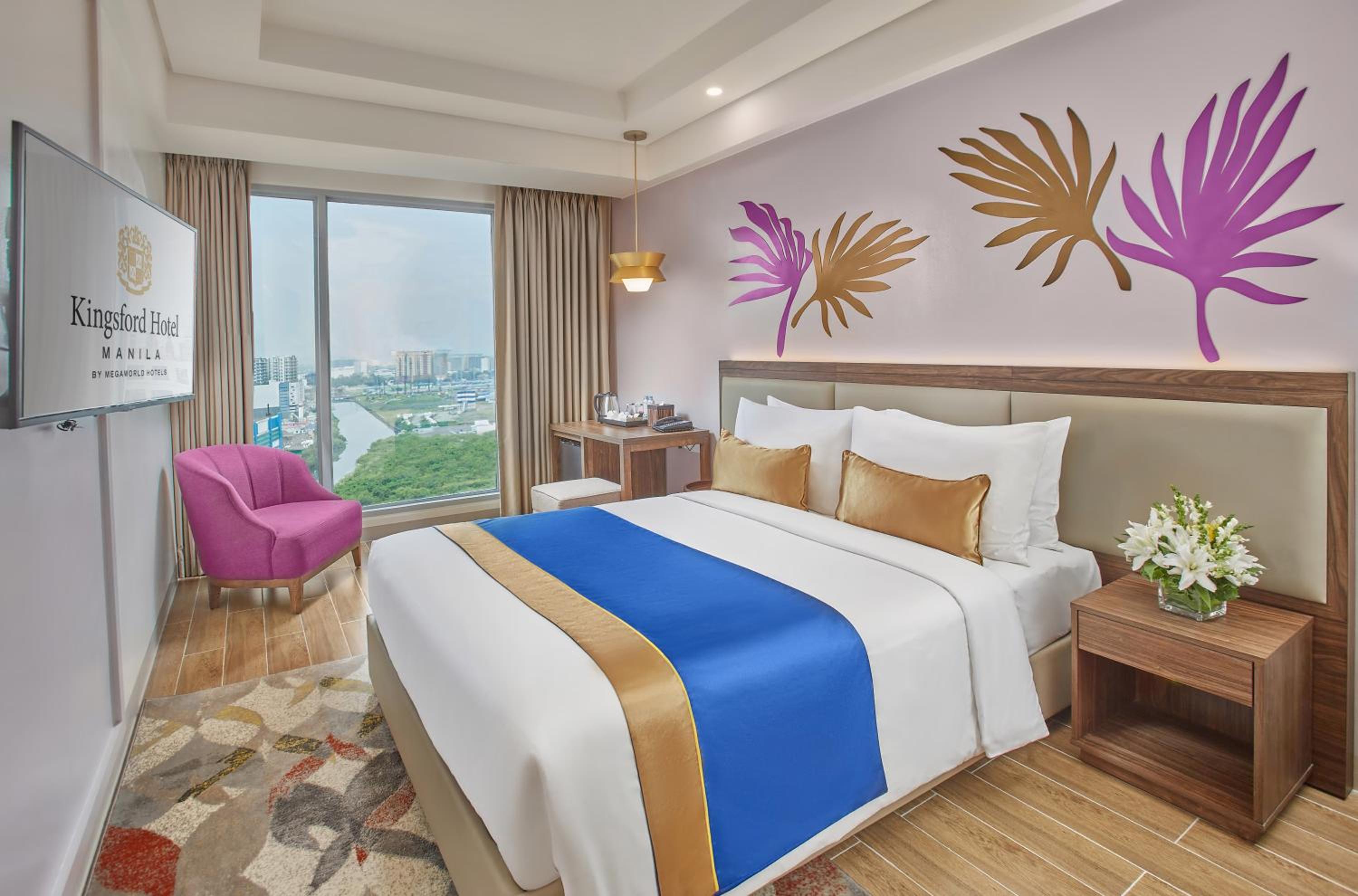 Deluxe Queen City View