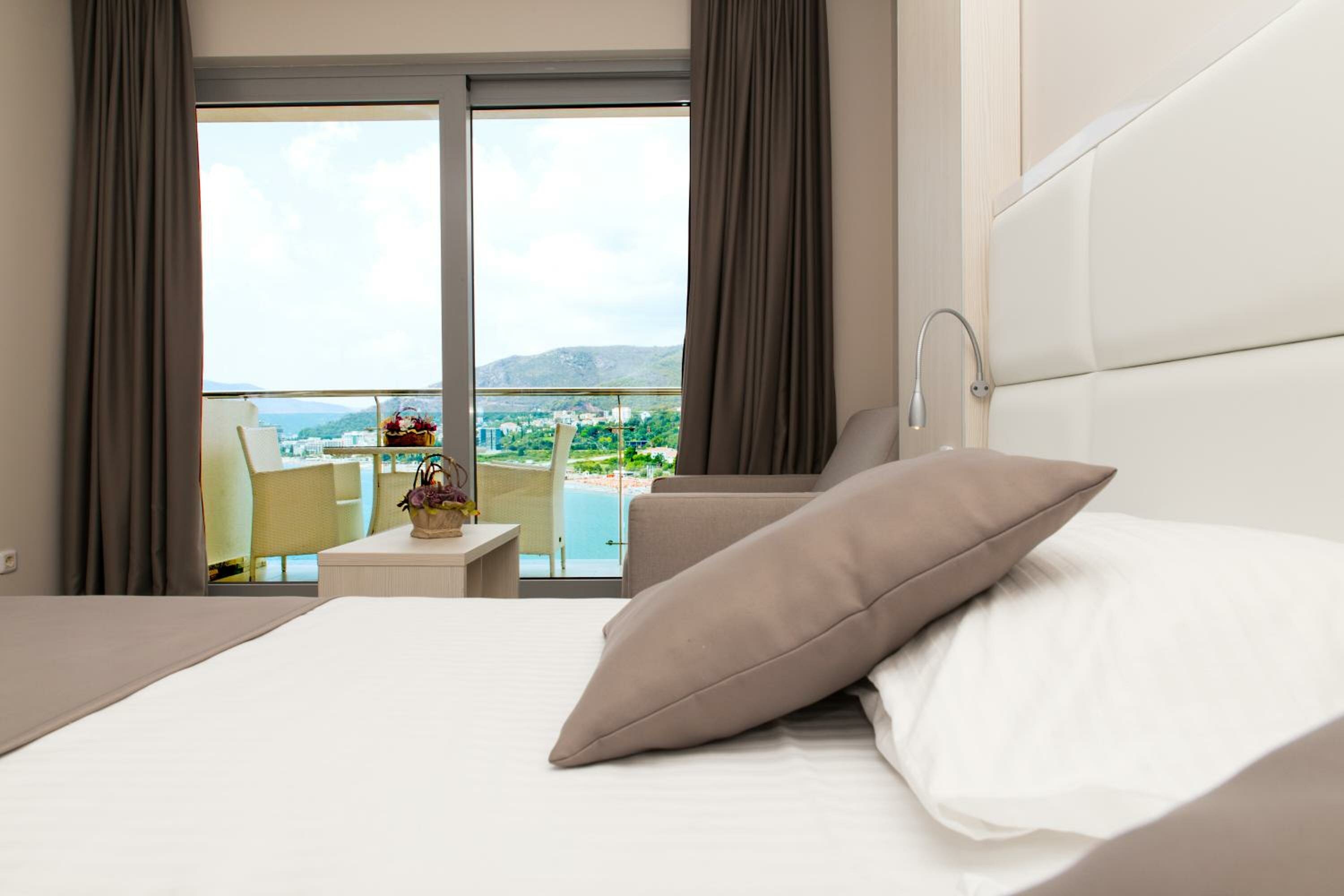 Deluxe Double Room with Sea View