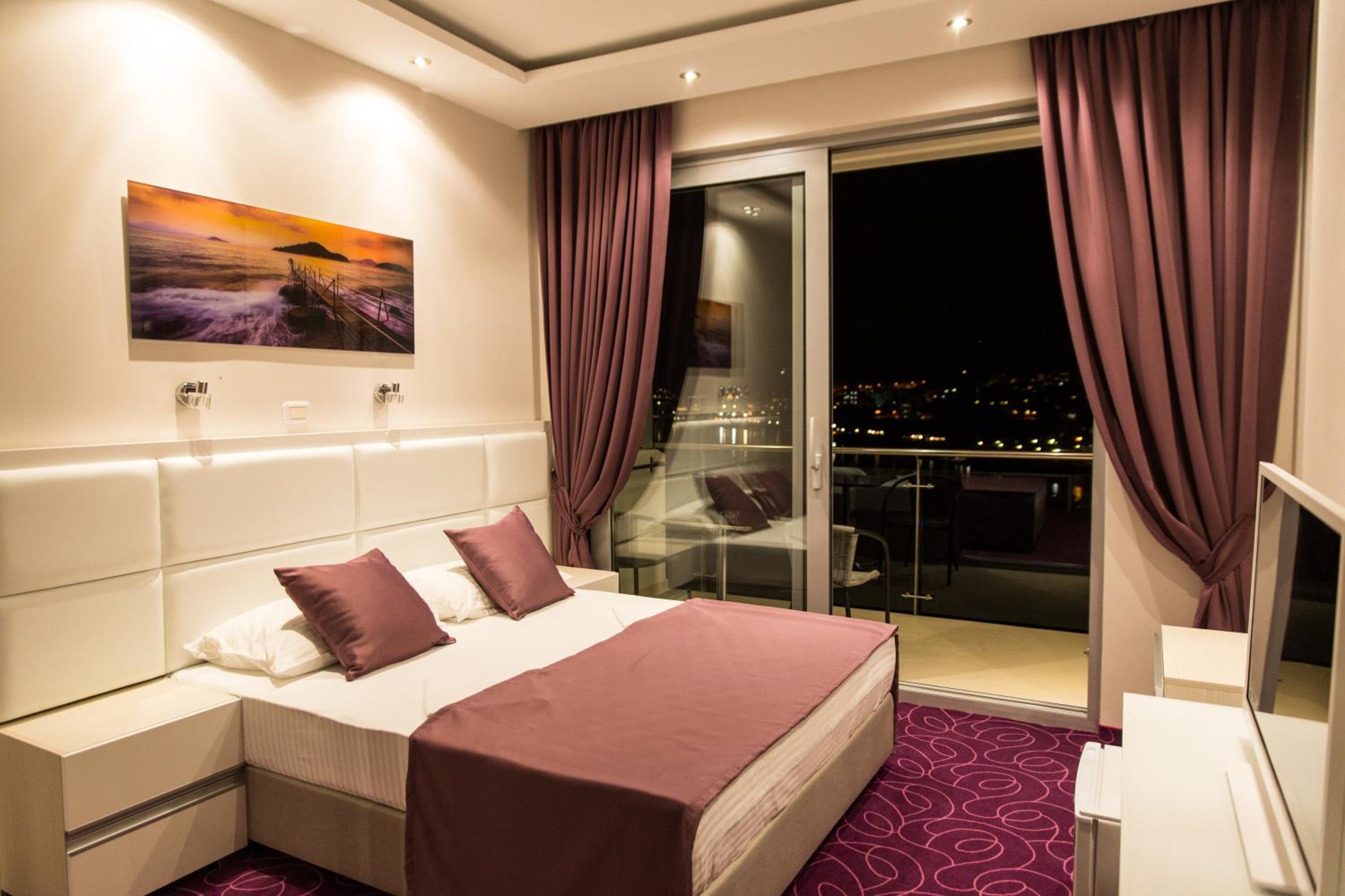 Deluxe Double Room with Sea View
