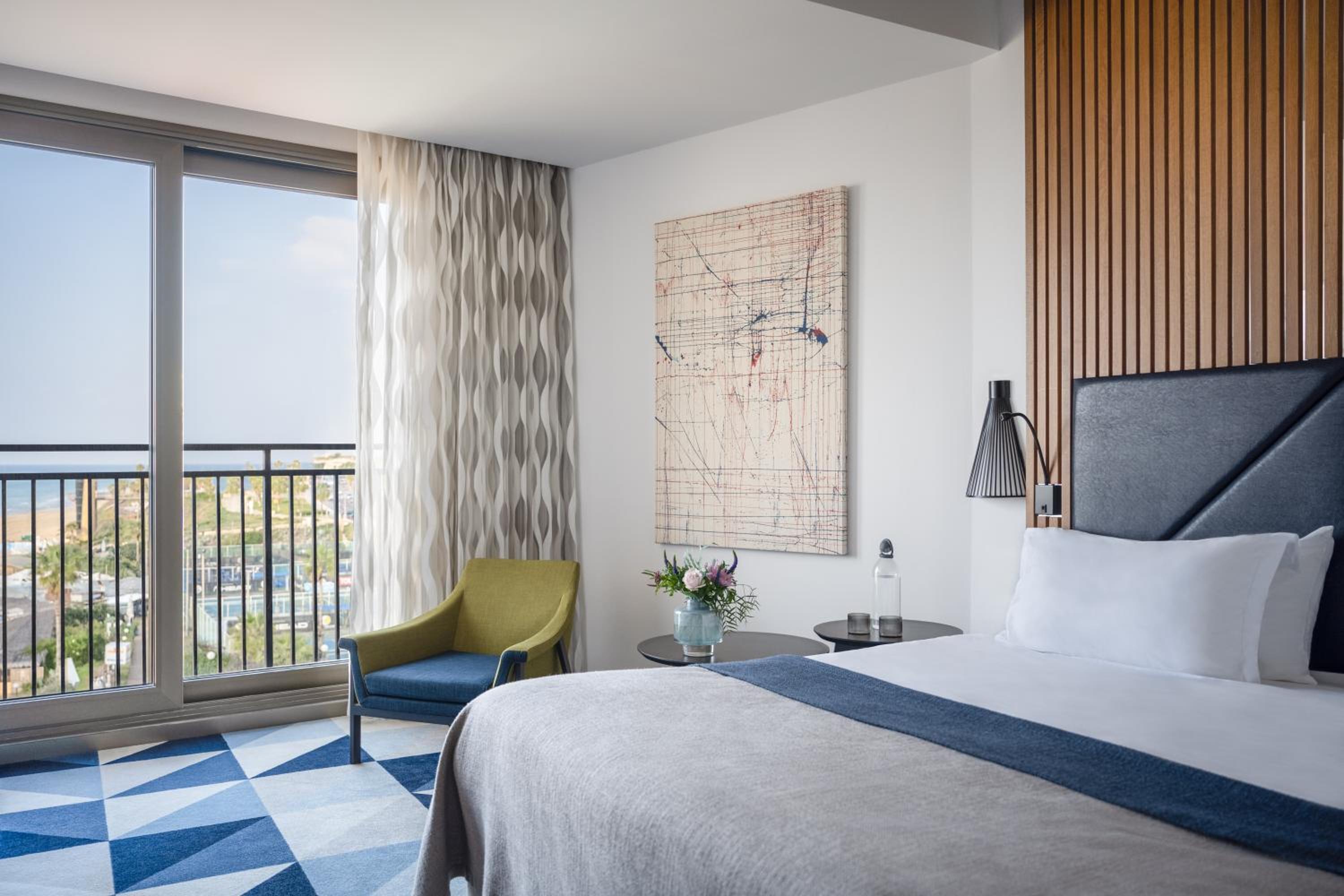 Deluxe Sea View Room