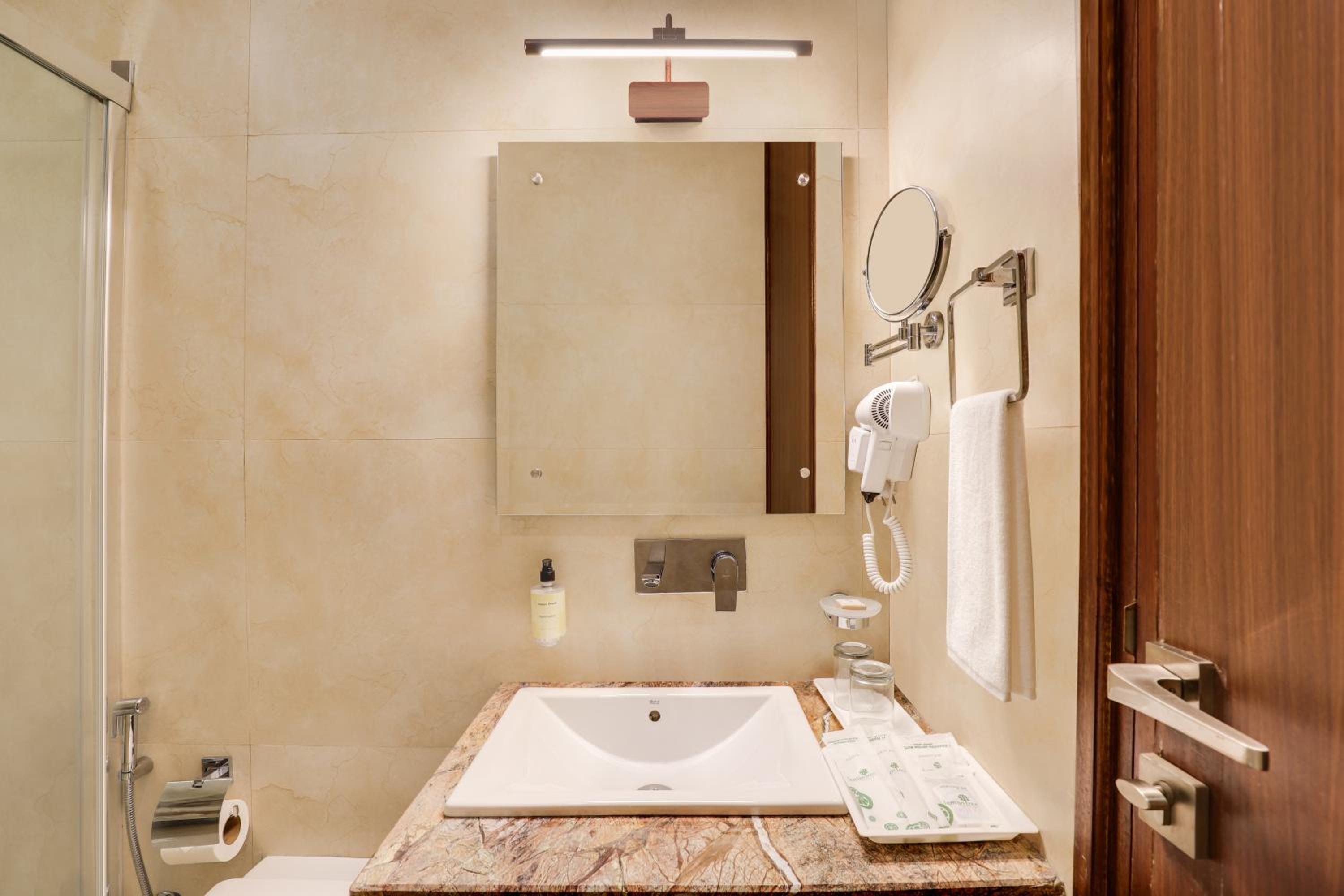 Executive King Room (30% Off on Laundry service for upto 8 clothing item,Complimentary Welcome Drink on arrival and 15% off on 1 session of 60 mins Massage)