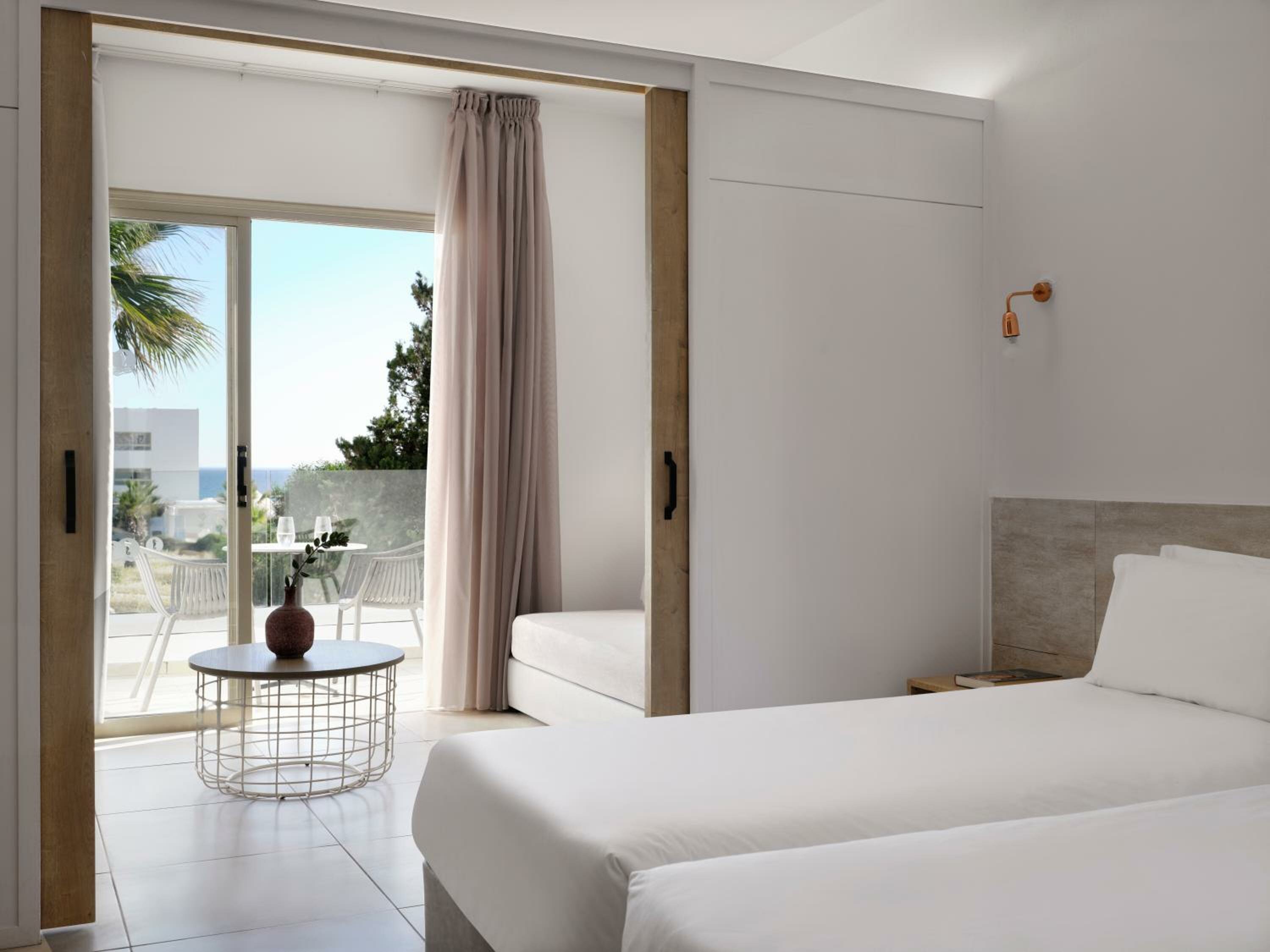 Family Room with Side Sea View