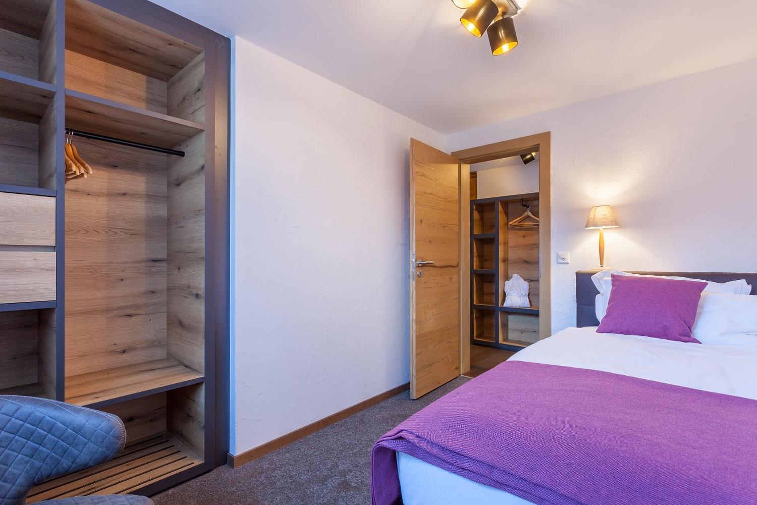 Apartment (3 Adults)