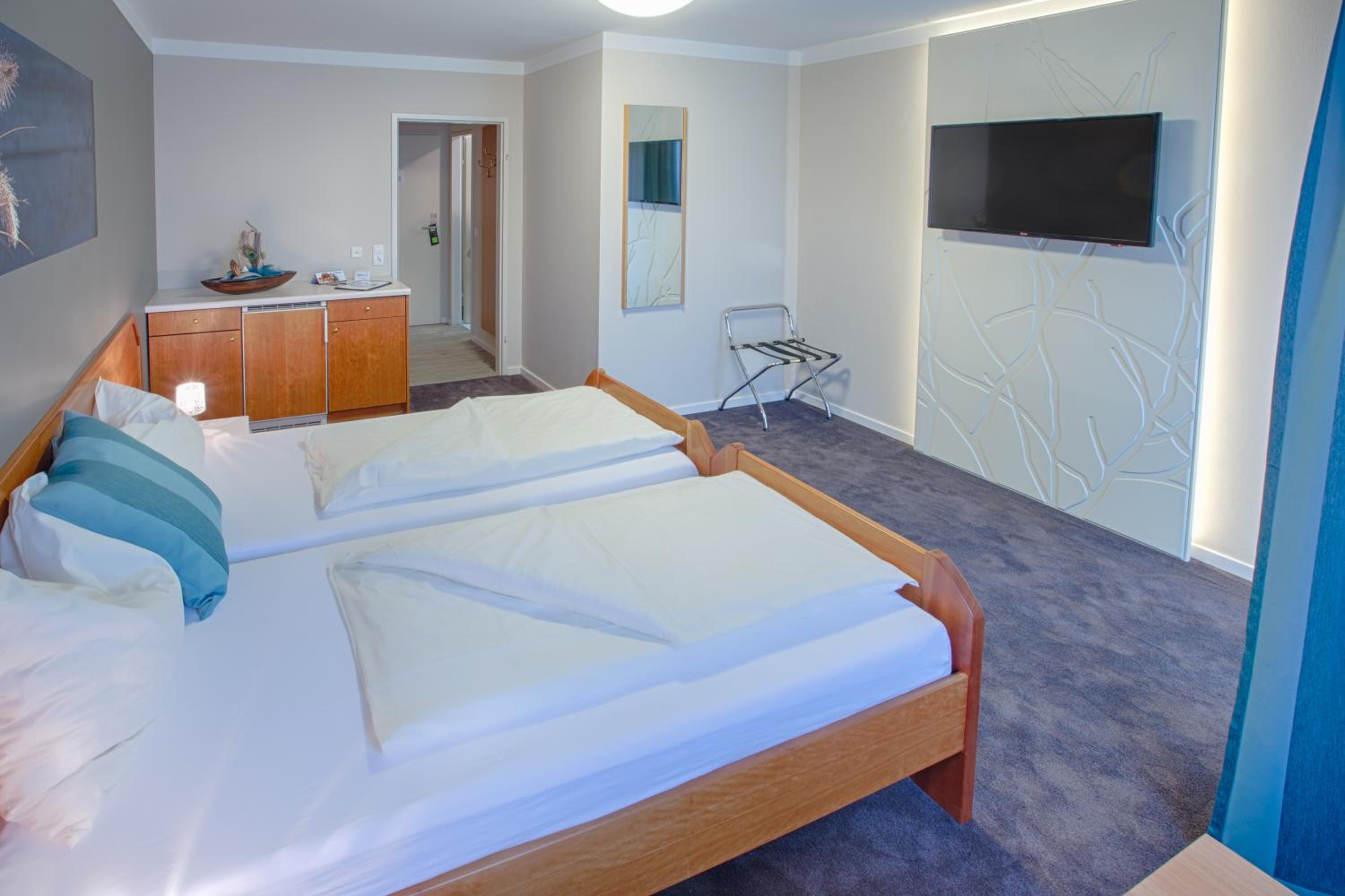 Twin Room with Balcony