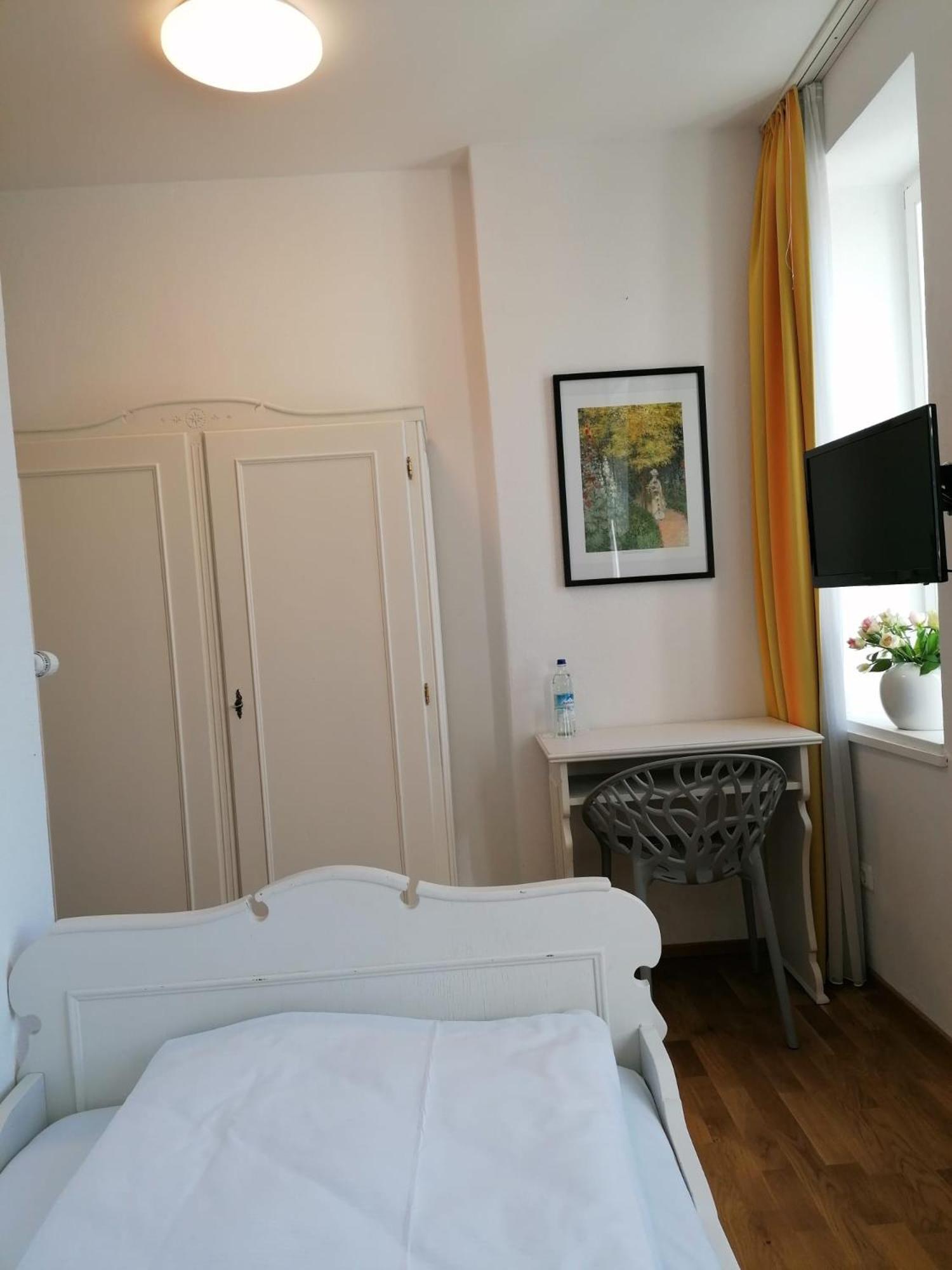 Single Room with Bathroom