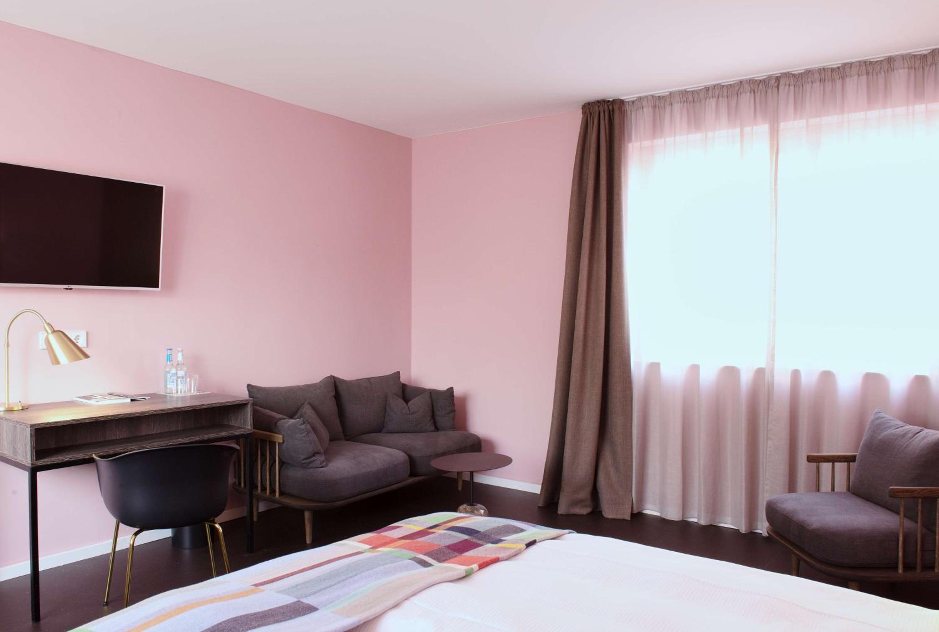 Comfort View Room with Kingsize Bed