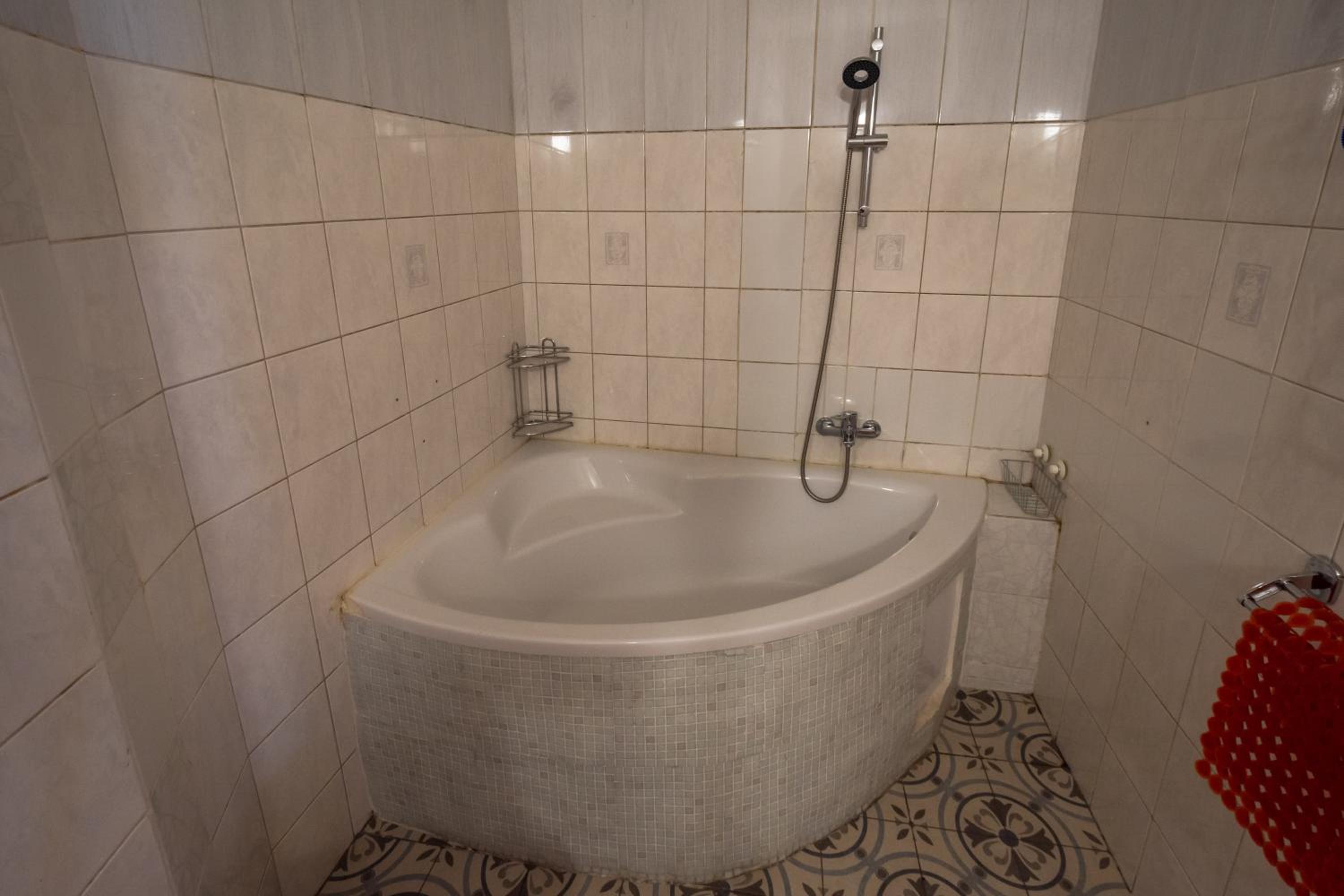 Apartment - Split Level