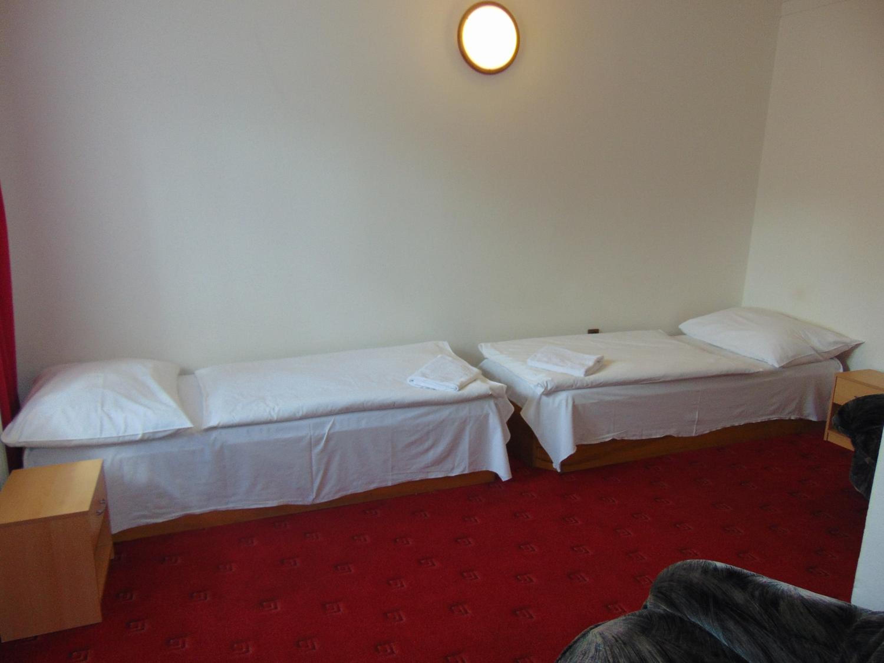 Economy Quadruple Room