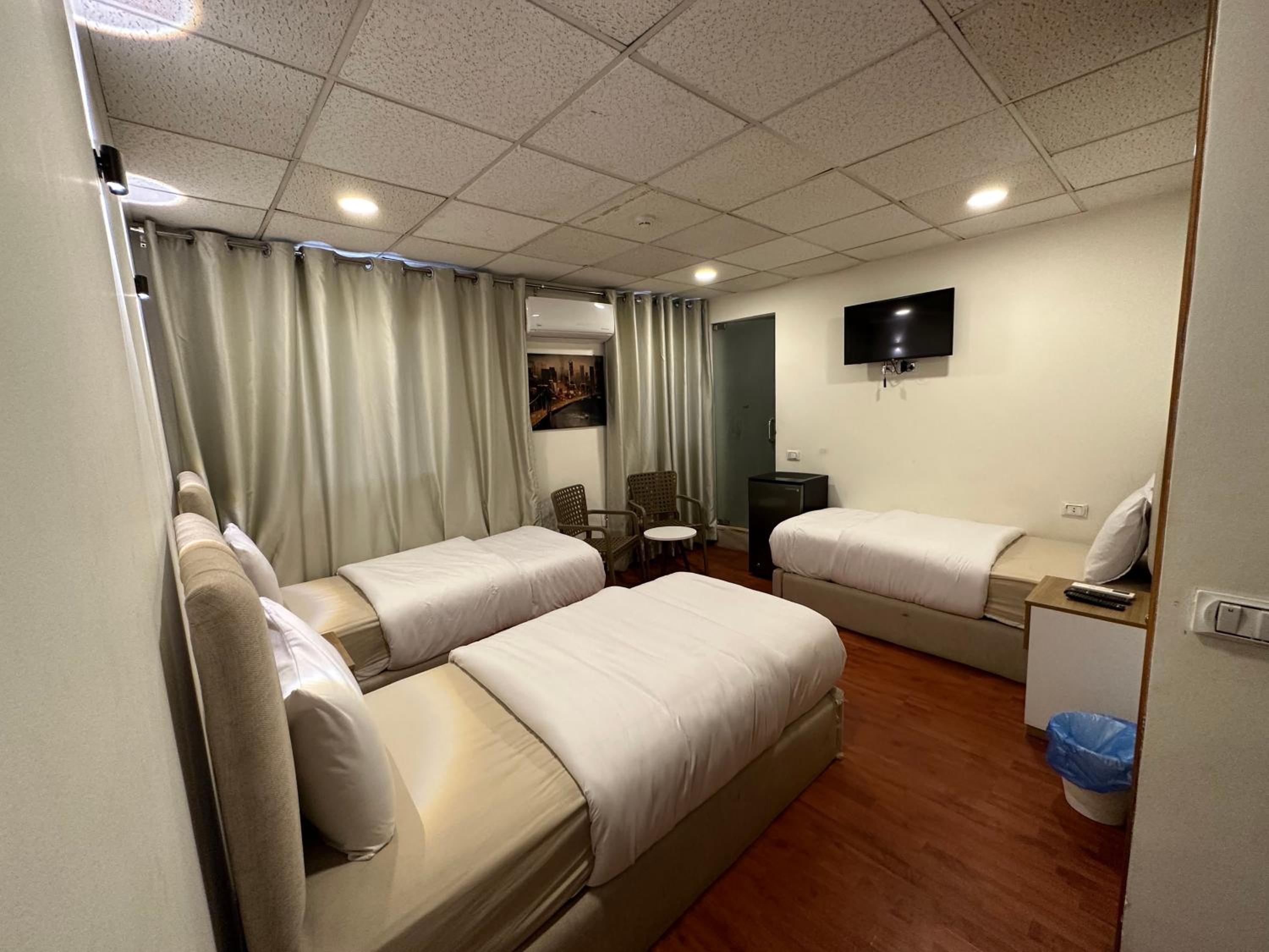 Triple Room with Private Bathroom