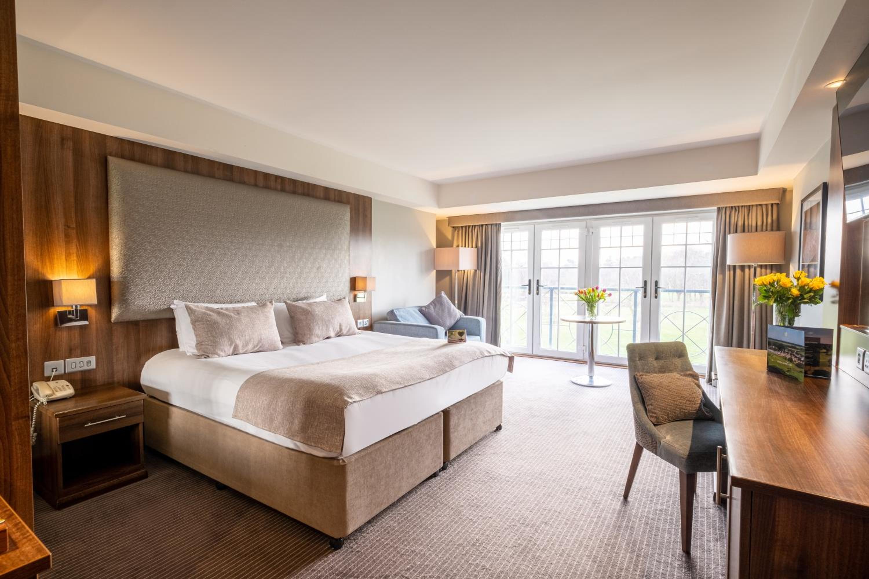 Executive Golf Course Double Room